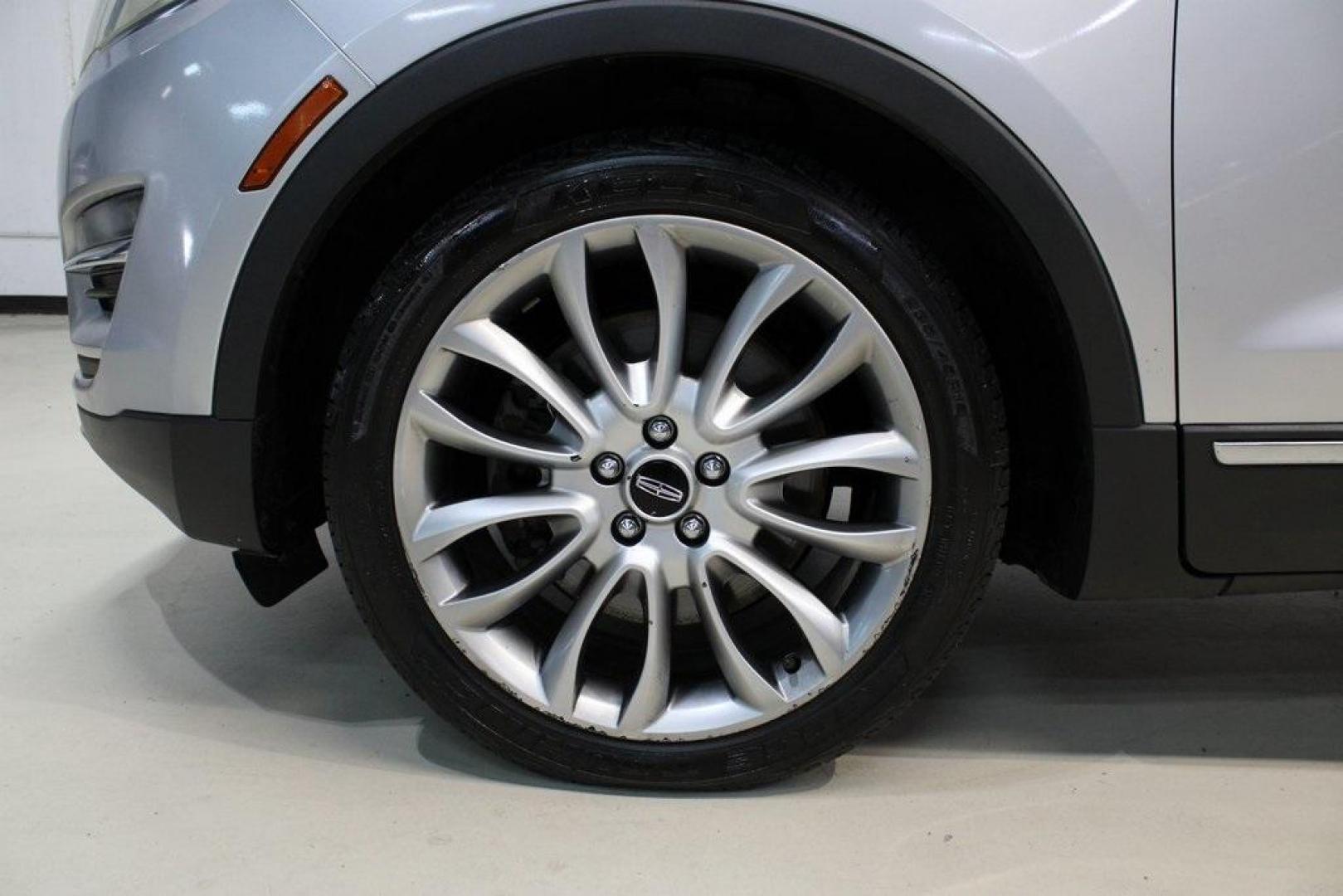 2015 Ingot Silver /Ebony Lincoln MKC Base (5LMCJ1A91FU) with an EcoBoost 2.0L I4 GTDi DOHC Turbocharged VCT engine, Automatic transmission, located at 15300 Midway Rd., Addison, TX, 75001, (972) 702-0011, 32.958321, -96.838074 - Photo#7