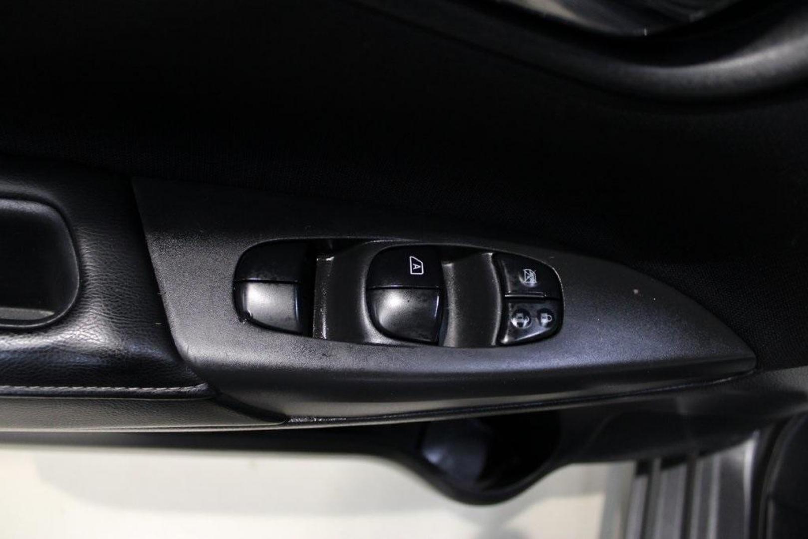 2019 Gun Metallic /Charcoal Nissan Sentra S (3N1AB7AP3KY) with an 1.8L 4-Cylinder DOHC 16V engine, CVT transmission, located at 15300 Midway Rd., Addison, TX, 75001, (972) 702-0011, 32.958321, -96.838074 - Photo#24