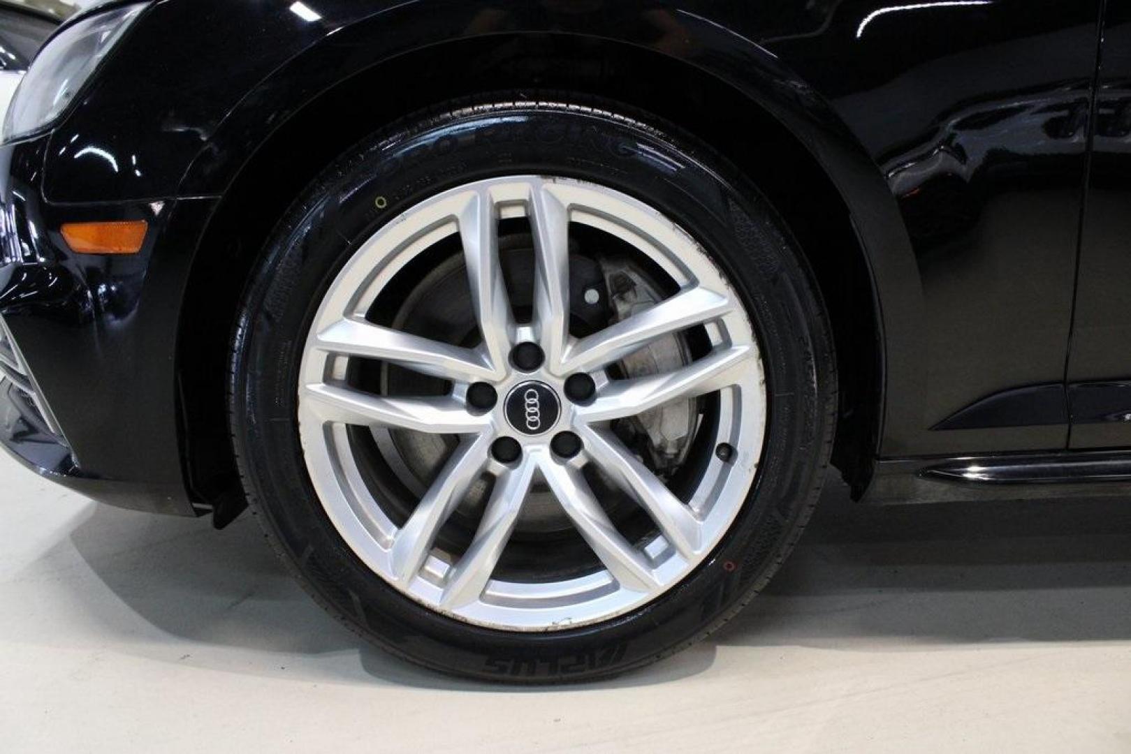 2017 Brilliant Black /Black Audi A4 2.0T (WAUDNAF41HN) with an 2.0L I4 TFSI DOHC engine, Automatic transmission, located at 15300 Midway Rd., Addison, TX, 75001, (972) 702-0011, 32.958321, -96.838074 - Photo#6