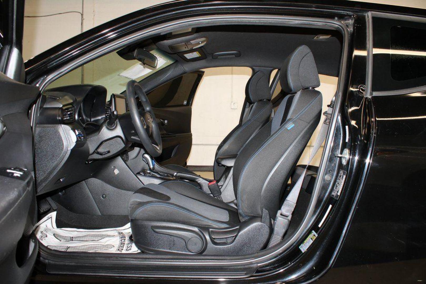 2019 Ultra Black Pearl /Black Hyundai Veloster 2.0 (KMHTG6AF1KU) with an 2.0L 4-Cylinder MPI DOHC engine, Automatic transmission, located at 15300 Midway Rd., Addison, TX, 75001, (972) 702-0011, 32.958321, -96.838074 - 2019 Hyundai Veloster 2.0 Premium<br><br>Now Available at Midway Auto Group Addison, Texas<br><br>Sporty, stylish, and packed with technologythe 2019 Hyundai Veloster 2.0 Premium stands out with its unique three-door design and fun-to-drive character. With upgraded interior features, strong fuel ef - Photo#13