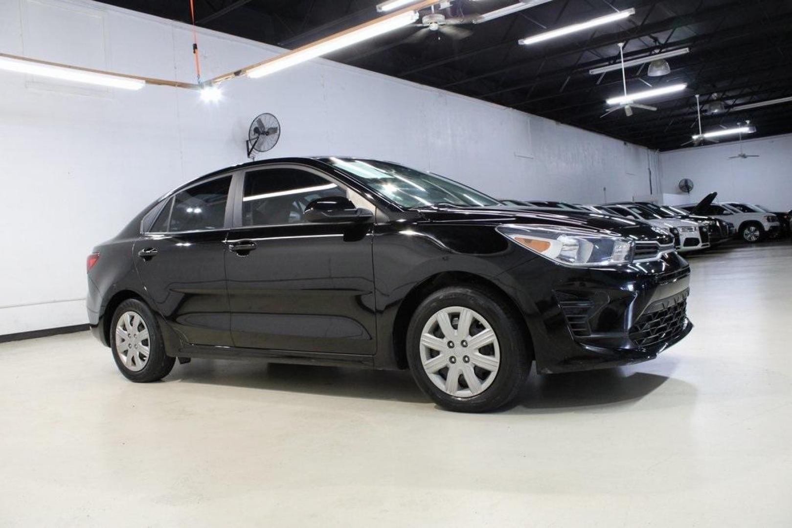 2021 Aurora Black /Black Kia Rio S (3KPA24AD4ME) with an 1.6L 4-Cylinder engine, CVT transmission, located at 15300 Midway Rd., Addison, TX, 75001, (972) 702-0011, 32.958321, -96.838074 - Photo#5