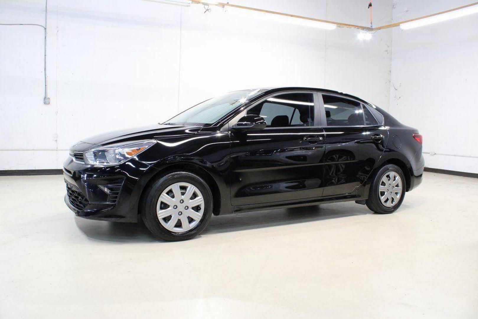 2021 Aurora Black /Black Kia Rio S (3KPA24AD4ME) with an 1.6L 4-Cylinder engine, CVT transmission, located at 15300 Midway Rd., Addison, TX, 75001, (972) 702-0011, 32.958321, -96.838074 - Photo#3