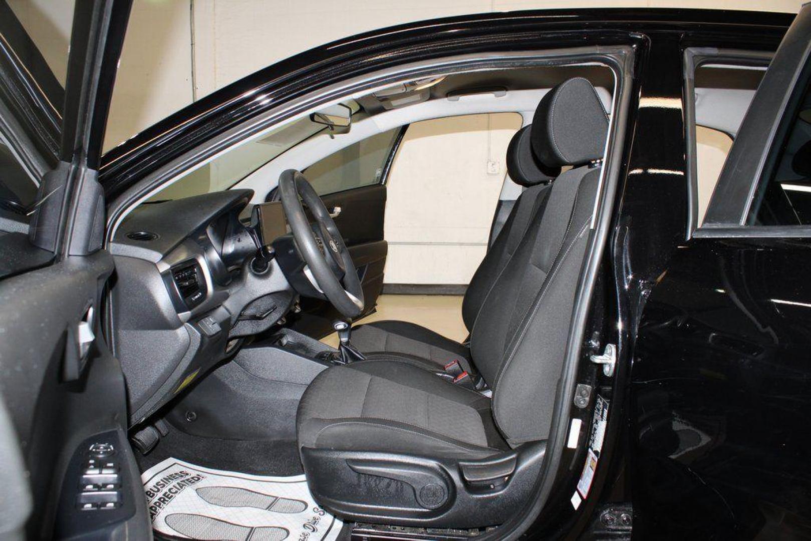 2021 Aurora Black /Black Kia Rio S (3KPA24AD4ME) with an 1.6L 4-Cylinder engine, CVT transmission, located at 15300 Midway Rd., Addison, TX, 75001, (972) 702-0011, 32.958321, -96.838074 - Photo#10