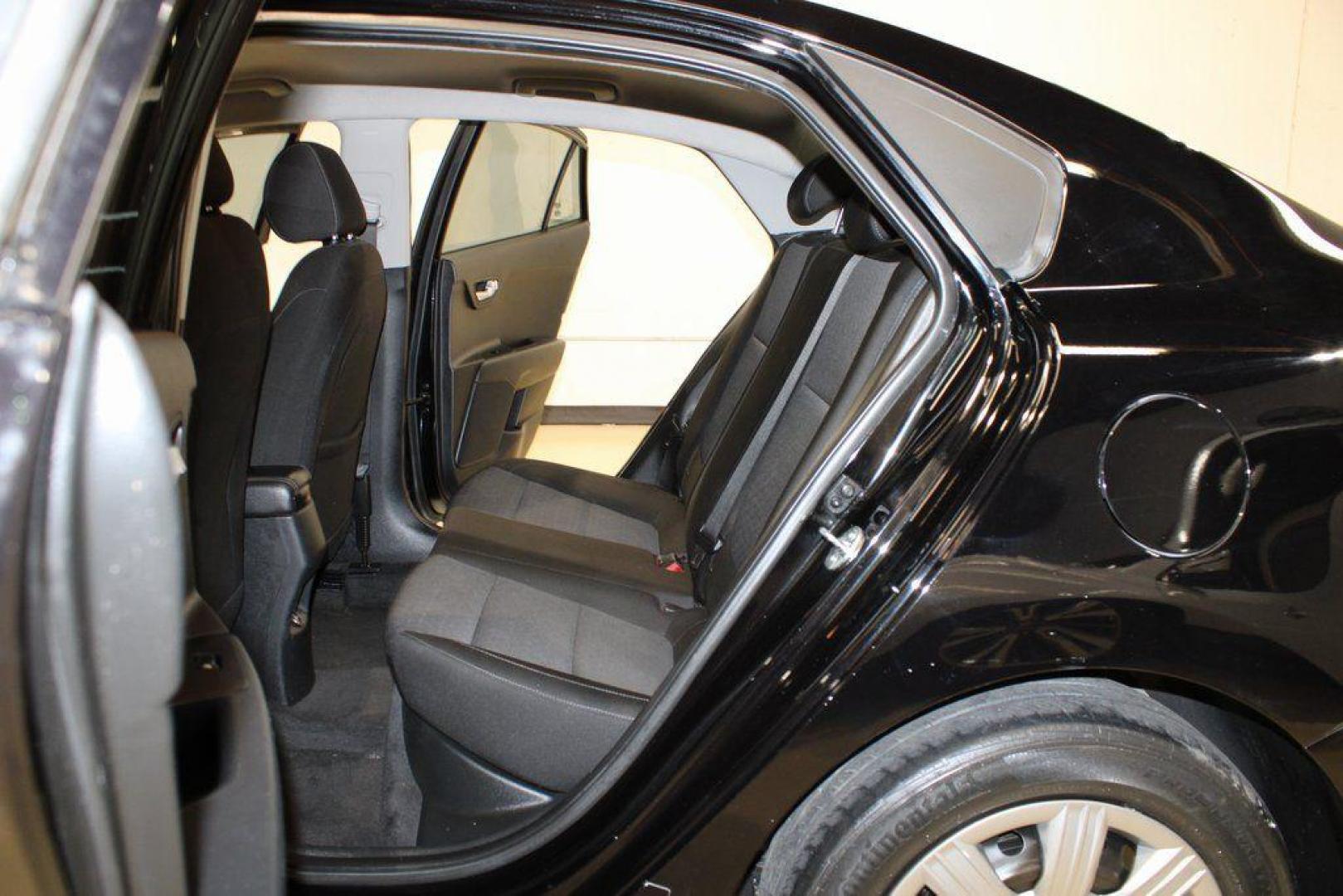 2021 Aurora Black /Black Kia Rio S (3KPA24AD4ME) with an 1.6L 4-Cylinder engine, CVT transmission, located at 15300 Midway Rd., Addison, TX, 75001, (972) 702-0011, 32.958321, -96.838074 - Photo#13