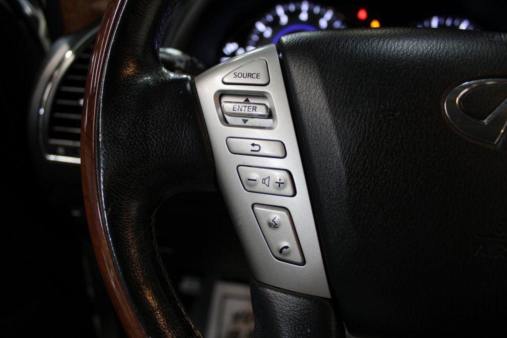 2018 Moonstone White /Graphite INFINITI QX80 Base (JN8AZ2NF0J9) with an 5.6L V8 engine, Automatic transmission, located at 15300 Midway Rd., Addison, TX, 75001, (972) 702-0011, 32.958321, -96.838074 - 2018 INFINITI QX80<br><br>Now Available at Midway Auto Group, Addison, Texas<br><br>Bold, luxurious, and built for families who want full-size capability with premium comfort, the 2018 INFINITI QX80 stands at the top of the luxury SUV segment. With powerful V8 performance, a commanding road presence - Photo#28