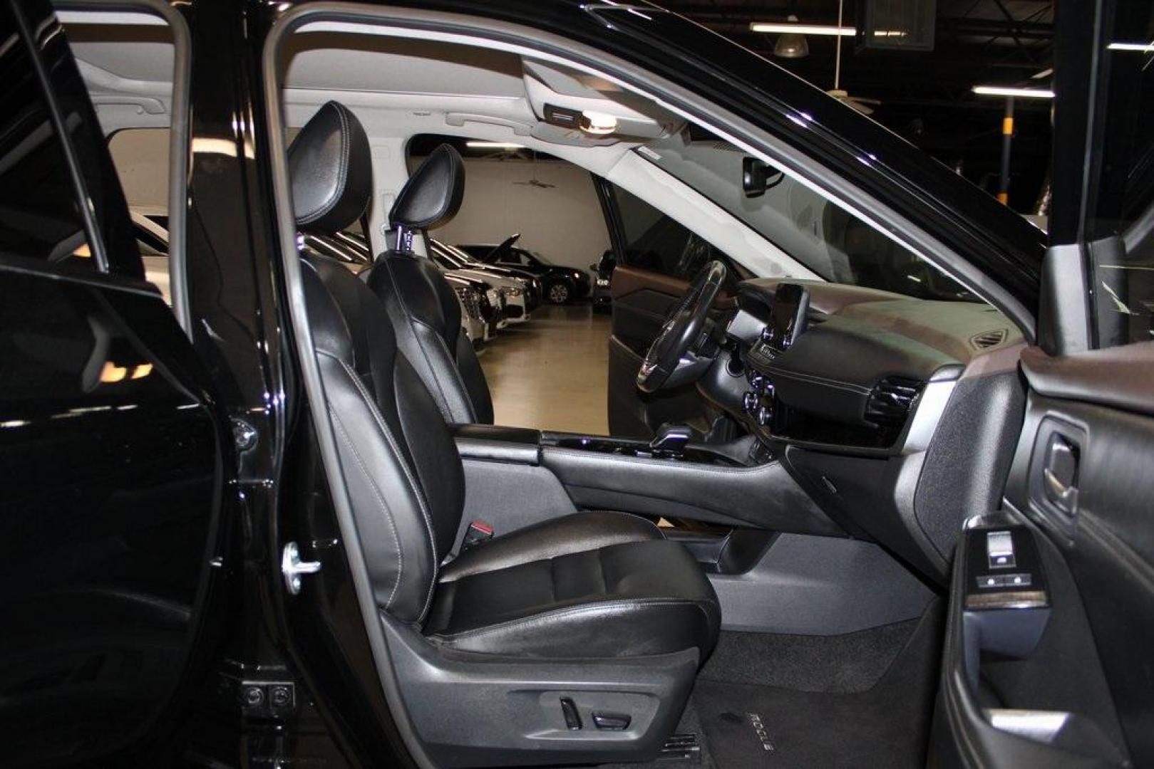 2023 Super Black /Charcoal Nissan Rogue SL (5N1BT3CA6PC) with an 1.5L I3 Turbocharged DOHC 12V LEV3-ULEV50 201hp engine, CVT transmission, located at 15300 Midway Rd., Addison, TX, 75001, (972) 702-0011, 32.958321, -96.838074 - Photo#10