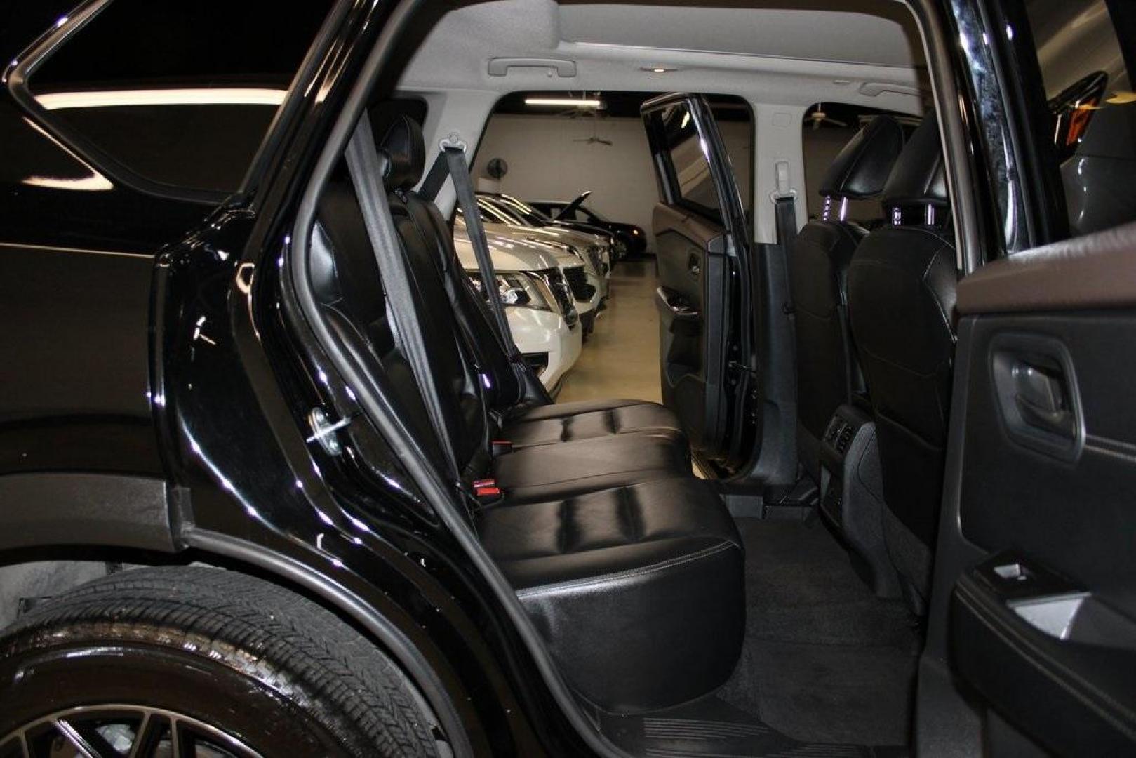 2023 Super Black /Charcoal Nissan Rogue SL (5N1BT3CA6PC) with an 1.5L I3 Turbocharged DOHC 12V LEV3-ULEV50 201hp engine, CVT transmission, located at 15300 Midway Rd., Addison, TX, 75001, (972) 702-0011, 32.958321, -96.838074 - Photo#11