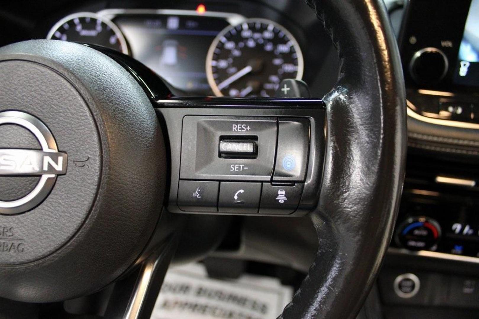 2023 Super Black /Charcoal Nissan Rogue SL (5N1BT3CA6PC) with an 1.5L I3 Turbocharged DOHC 12V LEV3-ULEV50 201hp engine, CVT transmission, located at 15300 Midway Rd., Addison, TX, 75001, (972) 702-0011, 32.958321, -96.838074 - Photo#19