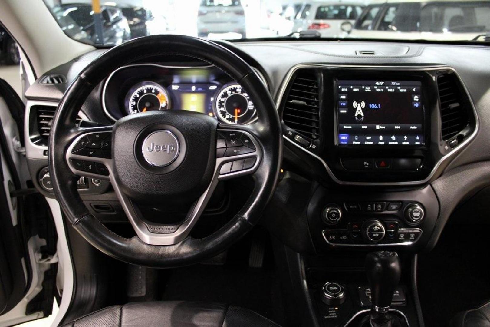 2019 Bright White Clearcoat /Black Jeep Cherokee Limited (1C4PJMDX5KD) with an 3.2L V6 engine, Automatic transmission, located at 15300 Midway Rd., Addison, TX, 75001, (972) 702-0011, 32.958321, -96.838074 - Photo#16