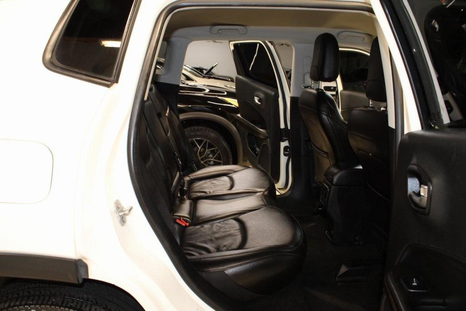 2021 White Clearcoat /Black Jeep Compass Limited (3C4NJDCB3MT) with an 2.4L I4 engine, Automatic transmission, located at 15300 Midway Rd., Addison, TX, 75001, (972) 702-0011, 32.958321, -96.838074 - Photo#13