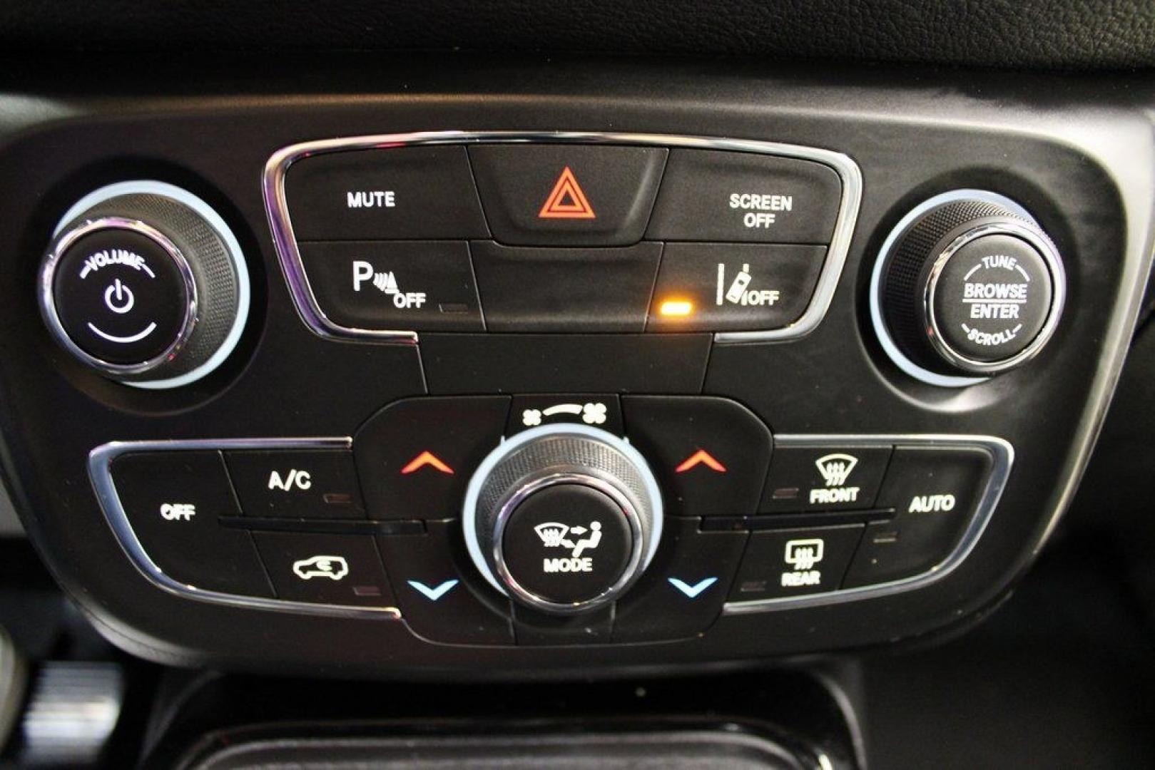 2021 White Clearcoat /Black Jeep Compass Limited (3C4NJDCB3MT) with an 2.4L I4 engine, Automatic transmission, located at 15300 Midway Rd., Addison, TX, 75001, (972) 702-0011, 32.958321, -96.838074 - 2021 Jeep Compass Limited 4x4<br><br>Now Available at Midway Auto Group Addison, Texas<br><br>Premium design, advanced technology, and true Jeep capability come together in the 2021 Jeep Compass Limited 4x4. As the top luxury trim in the Compass lineup, the Limited delivers upgraded materials, refi- Photo#17