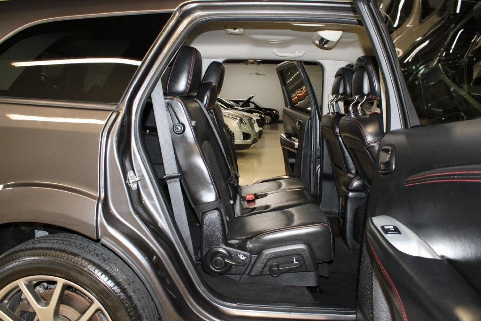 2018 Granite Crystal Metallic Clearcoat /Red Dodge Journey GT (3C4PDCEG0JT) with an 3.6L V6 24V VVT engine, Automatic transmission, located at 15300 Midway Rd., Addison, TX, 75001, (972) 702-0011, 32.958321, -96.838074 - Photo#12