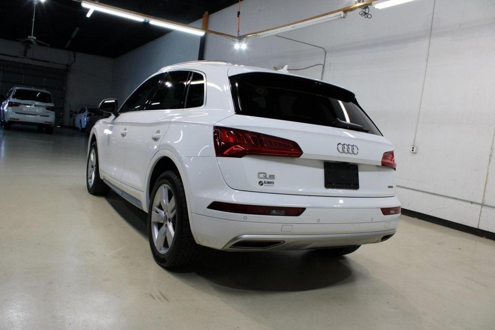 2019 Ibis White /Beige Audi Q5 2.0T Premium Plus (WA1BNAFY5K2) with an 2.0L TFSI engine, Automatic transmission, located at 15300 Midway Rd., Addison, TX, 75001, (972) 702-0011, 32.958321, -96.838074 - Photo#3