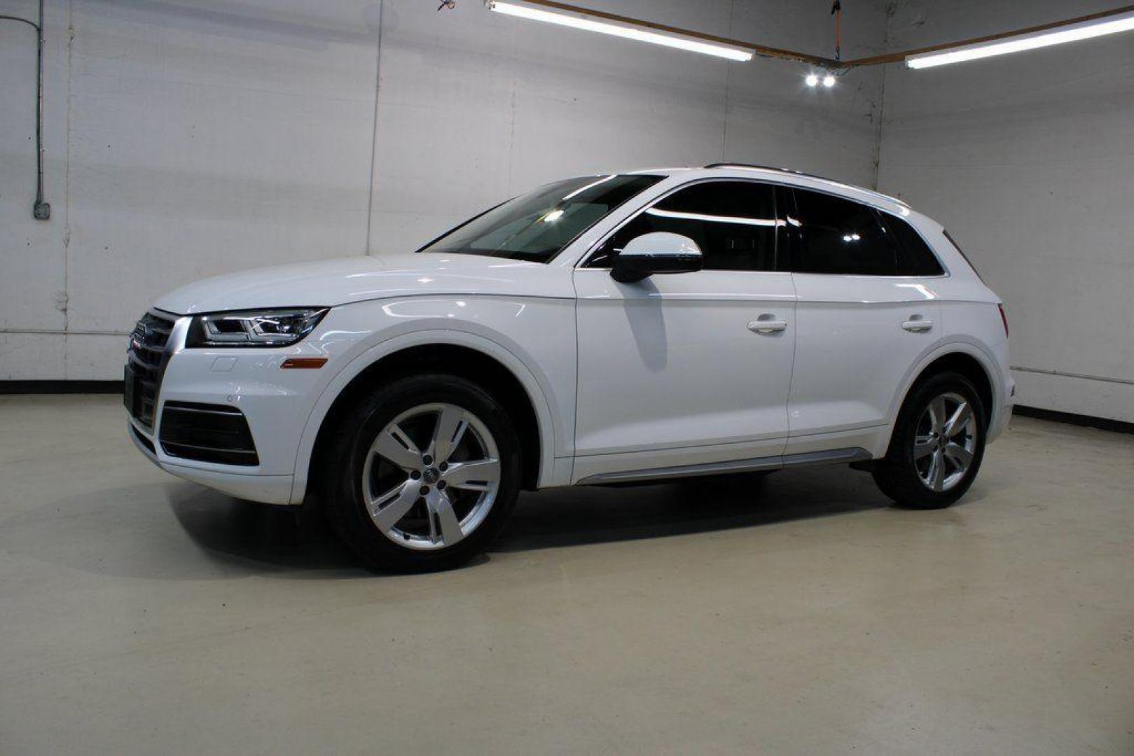 2019 Ibis White /Beige Audi Q5 2.0T Premium Plus (WA1BNAFY5K2) with an 2.0L TFSI engine, Automatic transmission, located at 15300 Midway Rd., Addison, TX, 75001, (972) 702-0011, 32.958321, -96.838074 - 2019 Audi Q5 2.0T Premium Plus Quattro<br><br>Now Available at Midway Auto Group Addison, Texas<br><br>Refined, capable, and unmistakably Audithe 2019 Audi Q5 Premium Plus Quattro delivers luxury-level comfort, confident all-wheel drive performance, and advanced safety tech. With a beautifully craf - Photo#4