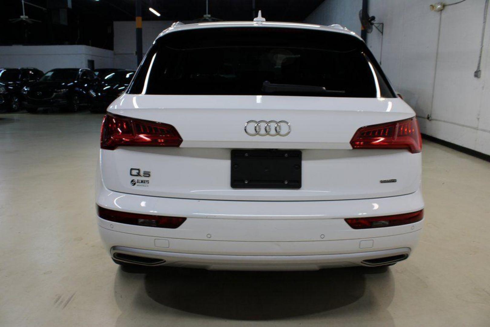 2019 Ibis White /Beige Audi Q5 2.0T Premium Plus (WA1BNAFY5K2) with an 2.0L TFSI engine, Automatic transmission, located at 15300 Midway Rd., Addison, TX, 75001, (972) 702-0011, 32.958321, -96.838074 - 2019 Audi Q5 2.0T Premium Plus Quattro<br><br>Now Available at Midway Auto Group Addison, Texas<br><br>Refined, capable, and unmistakably Audithe 2019 Audi Q5 Premium Plus Quattro delivers luxury-level comfort, confident all-wheel drive performance, and advanced safety tech. With a beautifully craf - Photo#7