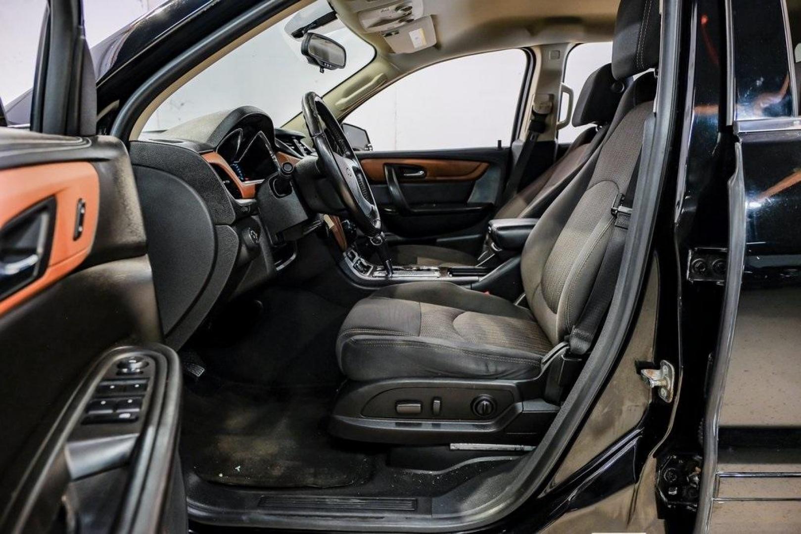 2017 Mosaic Black Metallic /Ebony/Saddle Up Chevrolet Traverse LT (1GNKRGKD3HJ) with an 3.6L V6 SIDI engine, Automatic transmission, located at 15300 Midway Rd., Addison, TX, 75001, (972) 702-0011, 32.958321, -96.838074 - Photo#3