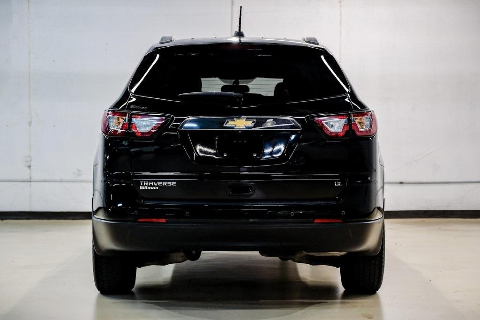 2017 Mosaic Black Metallic /Ebony/Saddle Up Chevrolet Traverse LT (1GNKRGKD3HJ) with an 3.6L V6 SIDI engine, Automatic transmission, located at 15300 Midway Rd., Addison, TX, 75001, (972) 702-0011, 32.958321, -96.838074 - Photo#12