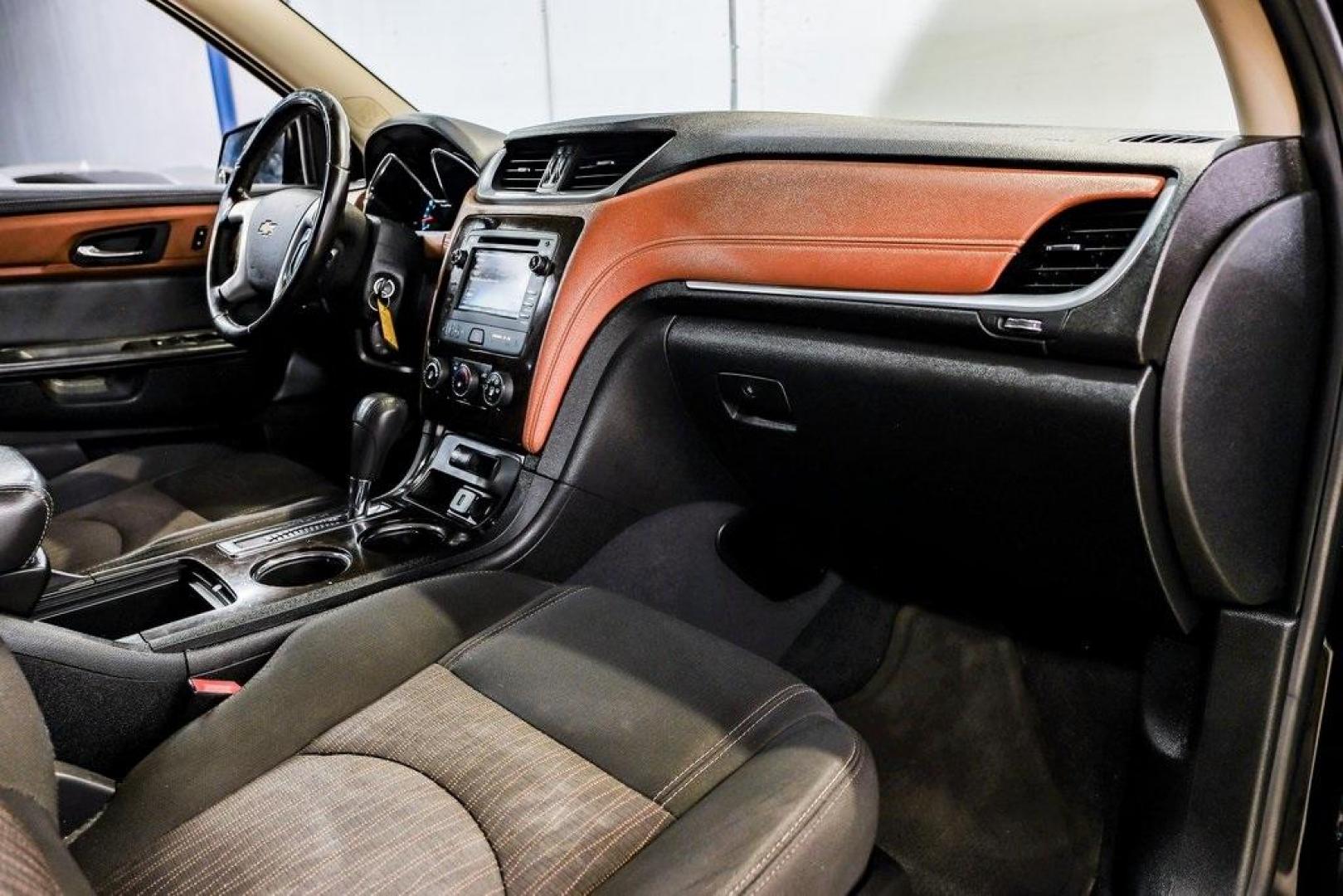 2017 Mosaic Black Metallic /Ebony/Saddle Up Chevrolet Traverse LT (1GNKRGKD3HJ) with an 3.6L V6 SIDI engine, Automatic transmission, located at 15300 Midway Rd., Addison, TX, 75001, (972) 702-0011, 32.958321, -96.838074 - Photo#17