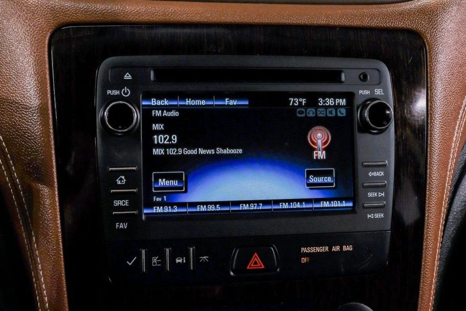 2017 Mosaic Black Metallic /Ebony/Saddle Up Chevrolet Traverse LT (1GNKRGKD3HJ) with an 3.6L V6 SIDI engine, Automatic transmission, located at 15300 Midway Rd., Addison, TX, 75001, (972) 702-0011, 32.958321, -96.838074 - Photo#30