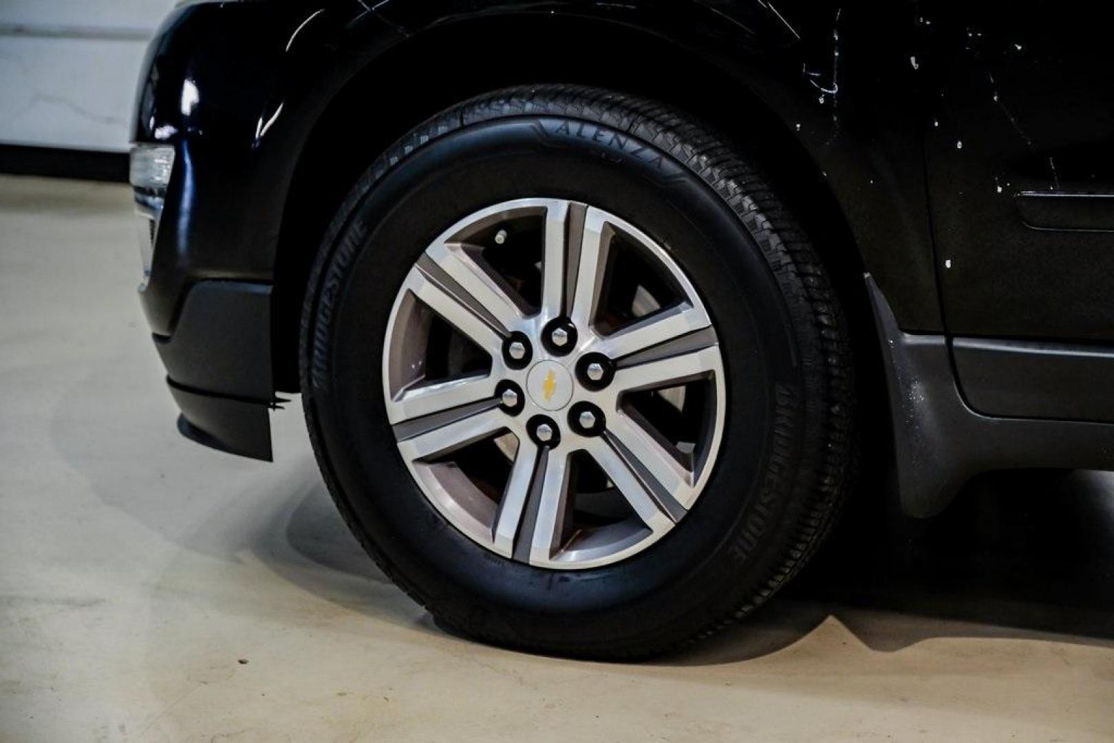 2017 Mosaic Black Metallic /Ebony/Saddle Up Chevrolet Traverse LT (1GNKRGKD3HJ) with an 3.6L V6 SIDI engine, Automatic transmission, located at 15300 Midway Rd., Addison, TX, 75001, (972) 702-0011, 32.958321, -96.838074 - Photo#58