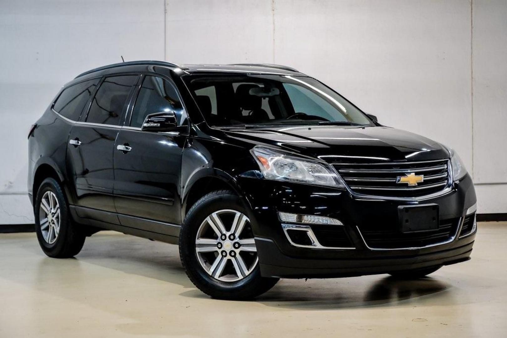 2017 Mosaic Black Metallic /Ebony/Saddle Up Chevrolet Traverse LT (1GNKRGKD3HJ) with an 3.6L V6 SIDI engine, Automatic transmission, located at 15300 Midway Rd., Addison, TX, 75001, (972) 702-0011, 32.958321, -96.838074 - Photo#7
