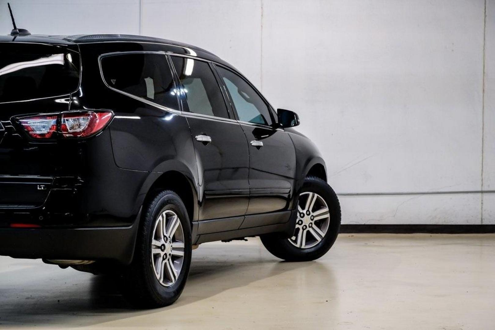 2017 Mosaic Black Metallic /Ebony/Saddle Up Chevrolet Traverse LT (1GNKRGKD3HJ) with an 3.6L V6 SIDI engine, Automatic transmission, located at 15300 Midway Rd., Addison, TX, 75001, (972) 702-0011, 32.958321, -96.838074 - Photo#11