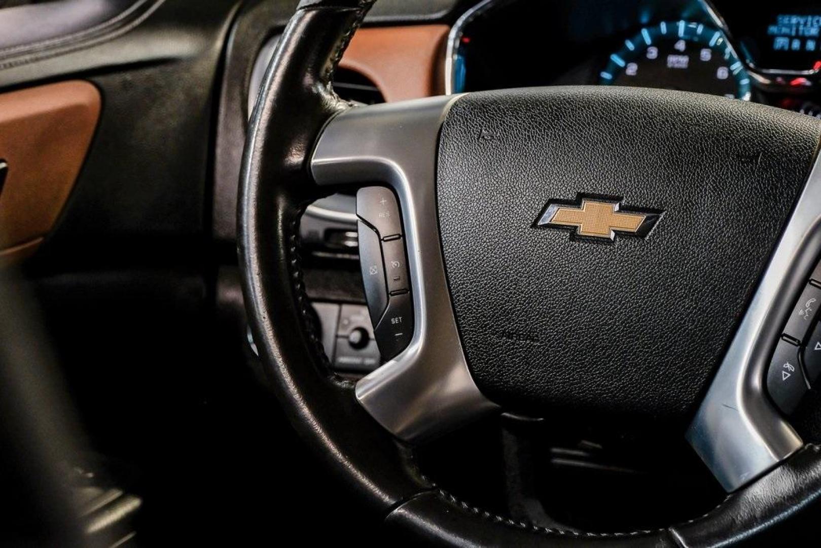 2017 Mosaic Black Metallic /Ebony/Saddle Up Chevrolet Traverse LT (1GNKRGKD3HJ) with an 3.6L V6 SIDI engine, Automatic transmission, located at 15300 Midway Rd., Addison, TX, 75001, (972) 702-0011, 32.958321, -96.838074 - Photo#21