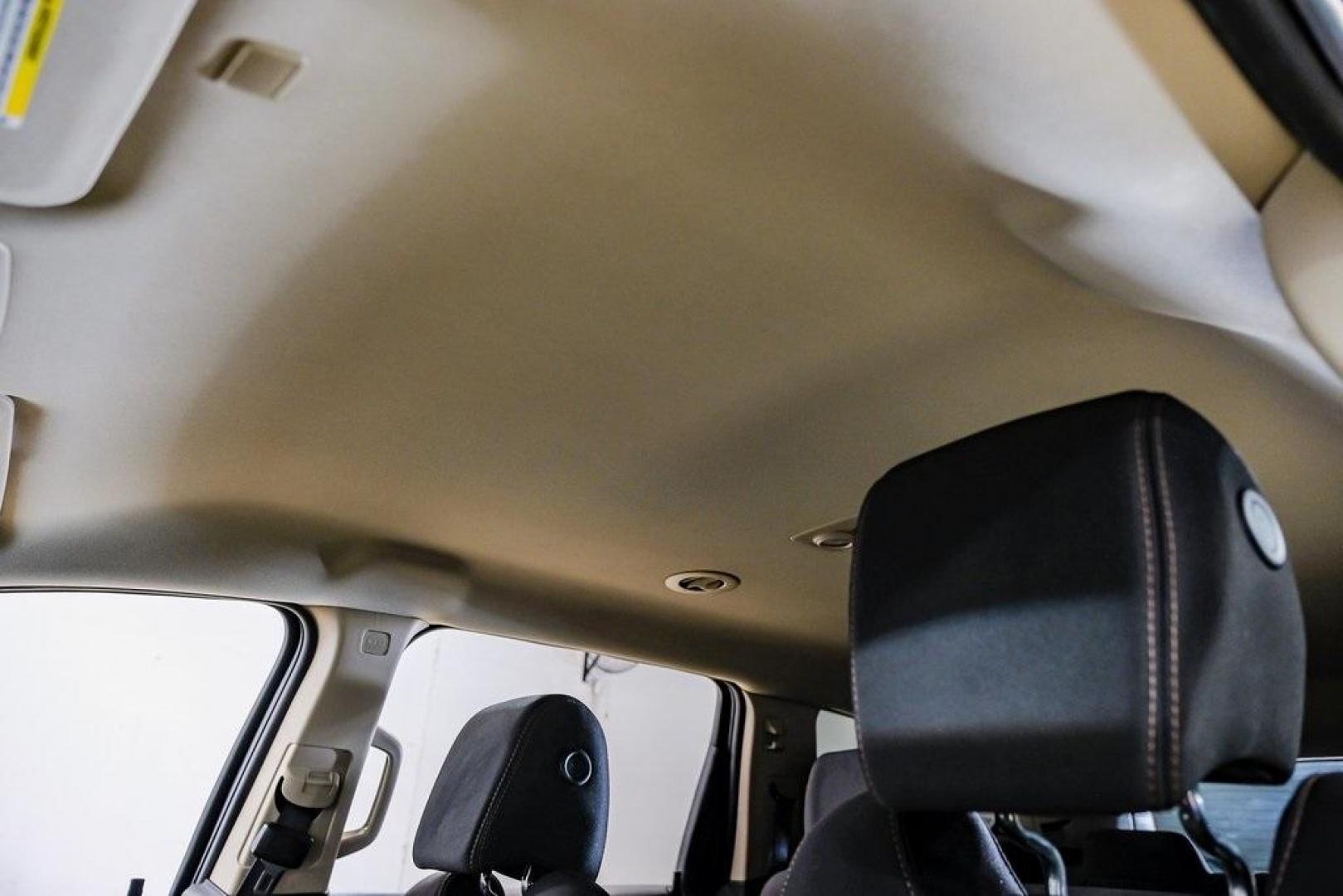 2017 Mosaic Black Metallic /Ebony/Saddle Up Chevrolet Traverse LT (1GNKRGKD3HJ) with an 3.6L V6 SIDI engine, Automatic transmission, located at 15300 Midway Rd., Addison, TX, 75001, (972) 702-0011, 32.958321, -96.838074 - Photo#32