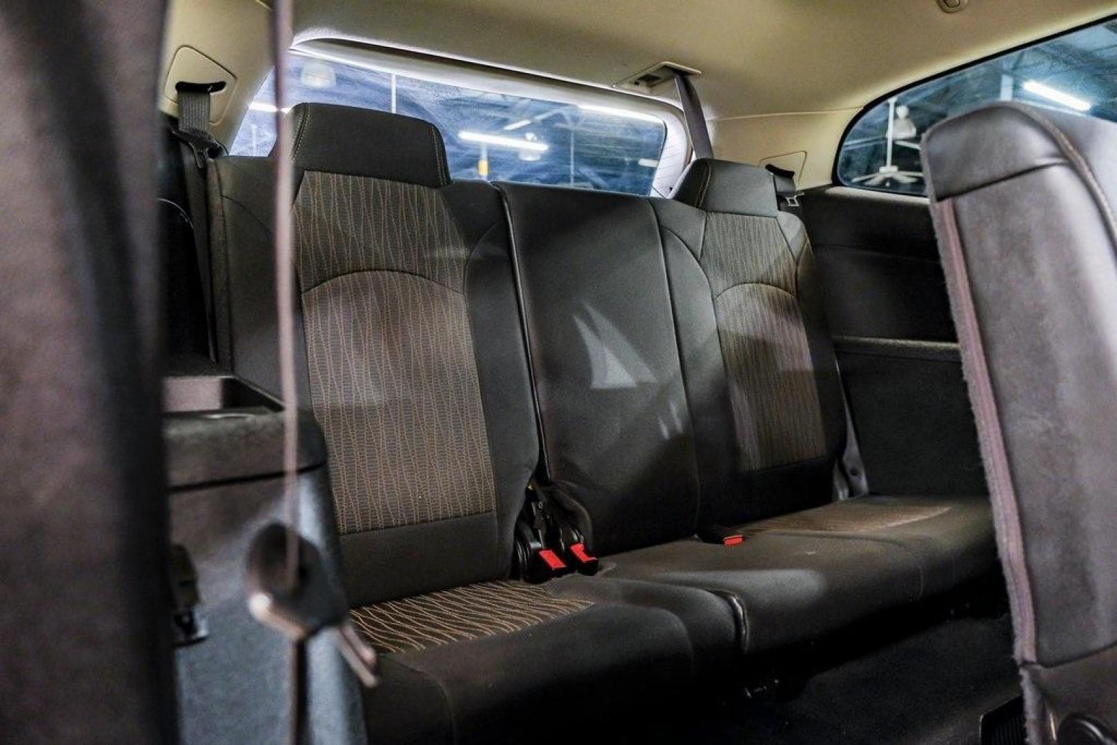 2017 Mosaic Black Metallic /Ebony/Saddle Up Chevrolet Traverse LT (1GNKRGKD3HJ) with an 3.6L V6 SIDI engine, Automatic transmission, located at 15300 Midway Rd., Addison, TX, 75001, (972) 702-0011, 32.958321, -96.838074 - Photo#41