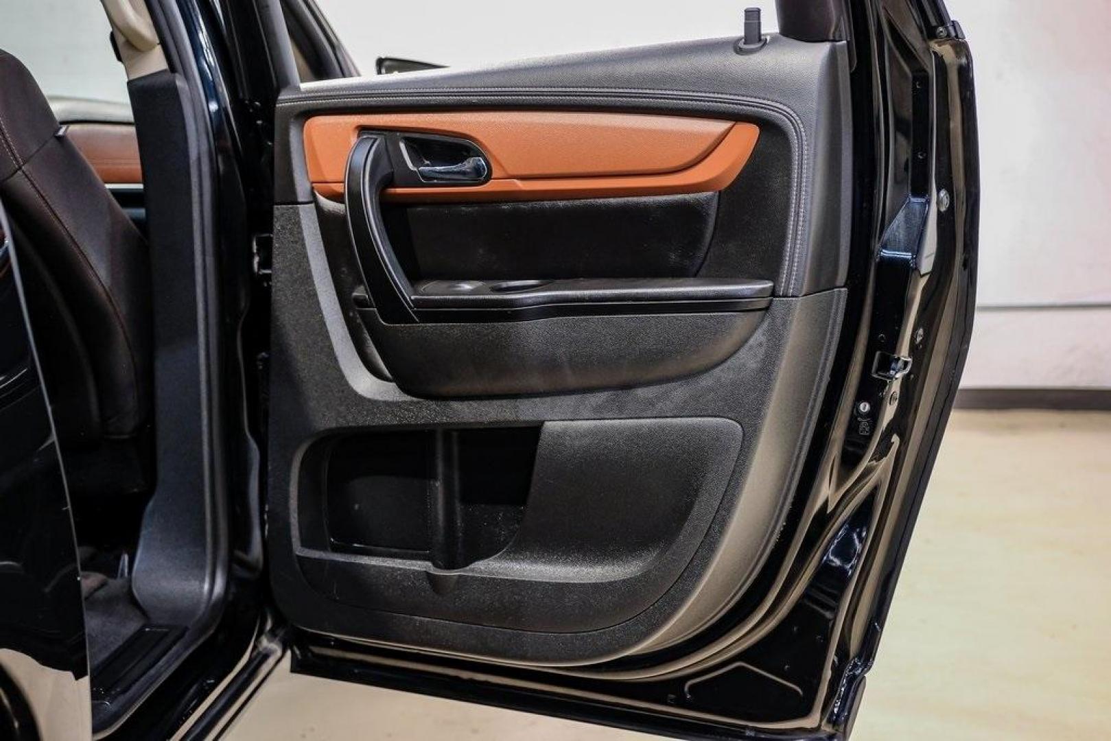 2017 Mosaic Black Metallic /Ebony/Saddle Up Chevrolet Traverse LT (1GNKRGKD3HJ) with an 3.6L V6 SIDI engine, Automatic transmission, located at 15300 Midway Rd., Addison, TX, 75001, (972) 702-0011, 32.958321, -96.838074 - Photo#48