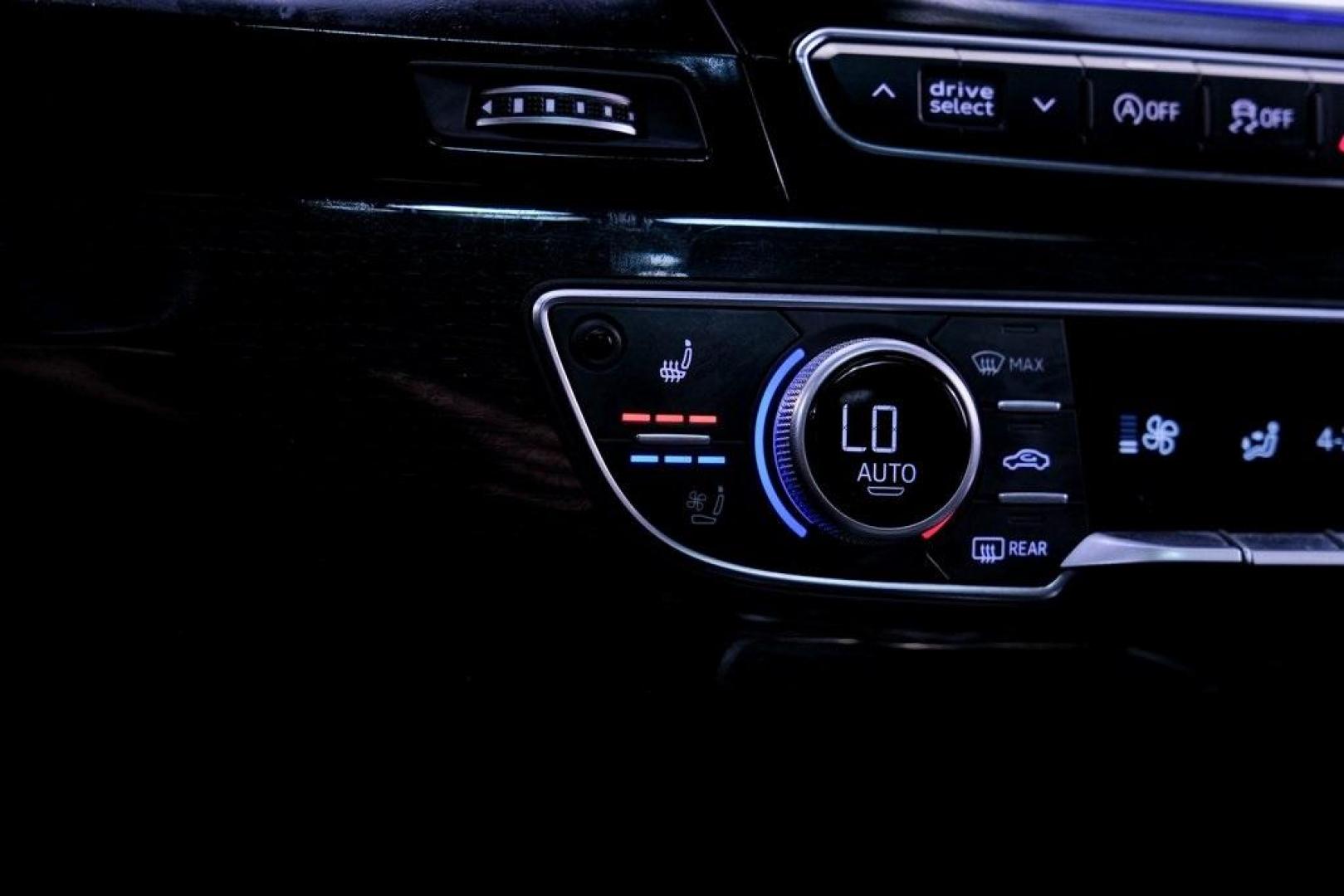 2018 Gray Metallic /Black Audi Q7 3.0T Prestige (WA1VAAF79JD) with an 3.0L TFSI V6 DOHC engine, Automatic transmission, located at 15300 Midway Rd., Addison, TX, 75001, (972) 702-0011, 32.958321, -96.838074 - Photo#29