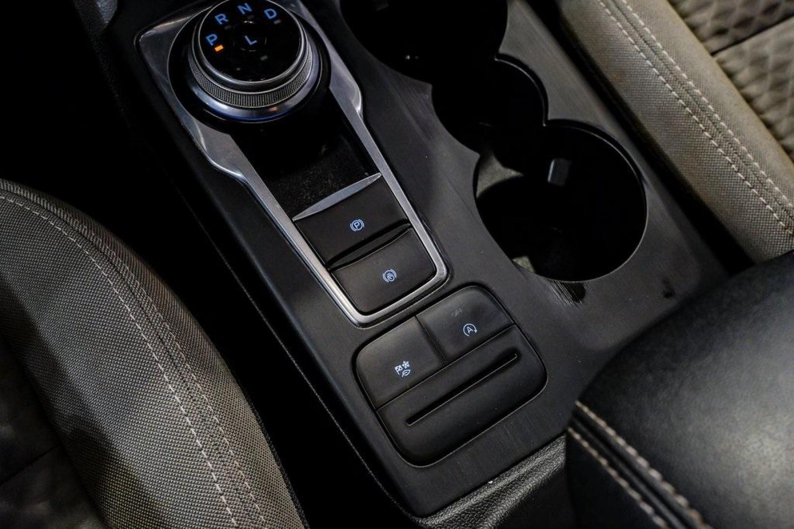 2020 Magnetic /Ebony Ford Escape SE (1FMCU0G64LU) with an 1.5L EcoBoost engine, Automatic transmission, located at 15300 Midway Rd., Addison, TX, 75001, (972) 702-0011, 32.958321, -96.838074 - Photo#30