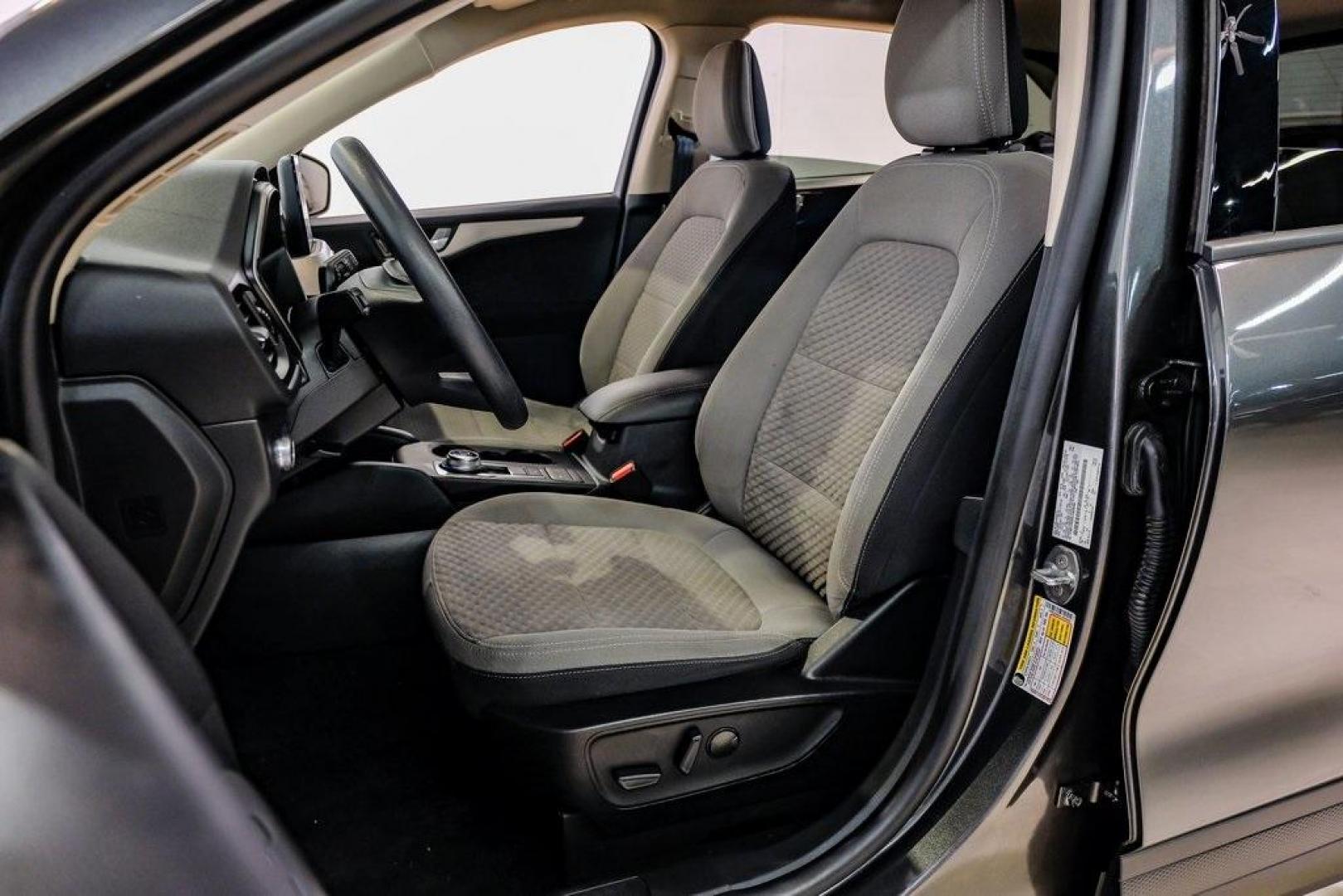 2020 Magnetic /Ebony Ford Escape SE (1FMCU0G64LU) with an 1.5L EcoBoost engine, Automatic transmission, located at 15300 Midway Rd., Addison, TX, 75001, (972) 702-0011, 32.958321, -96.838074 - Photo#38