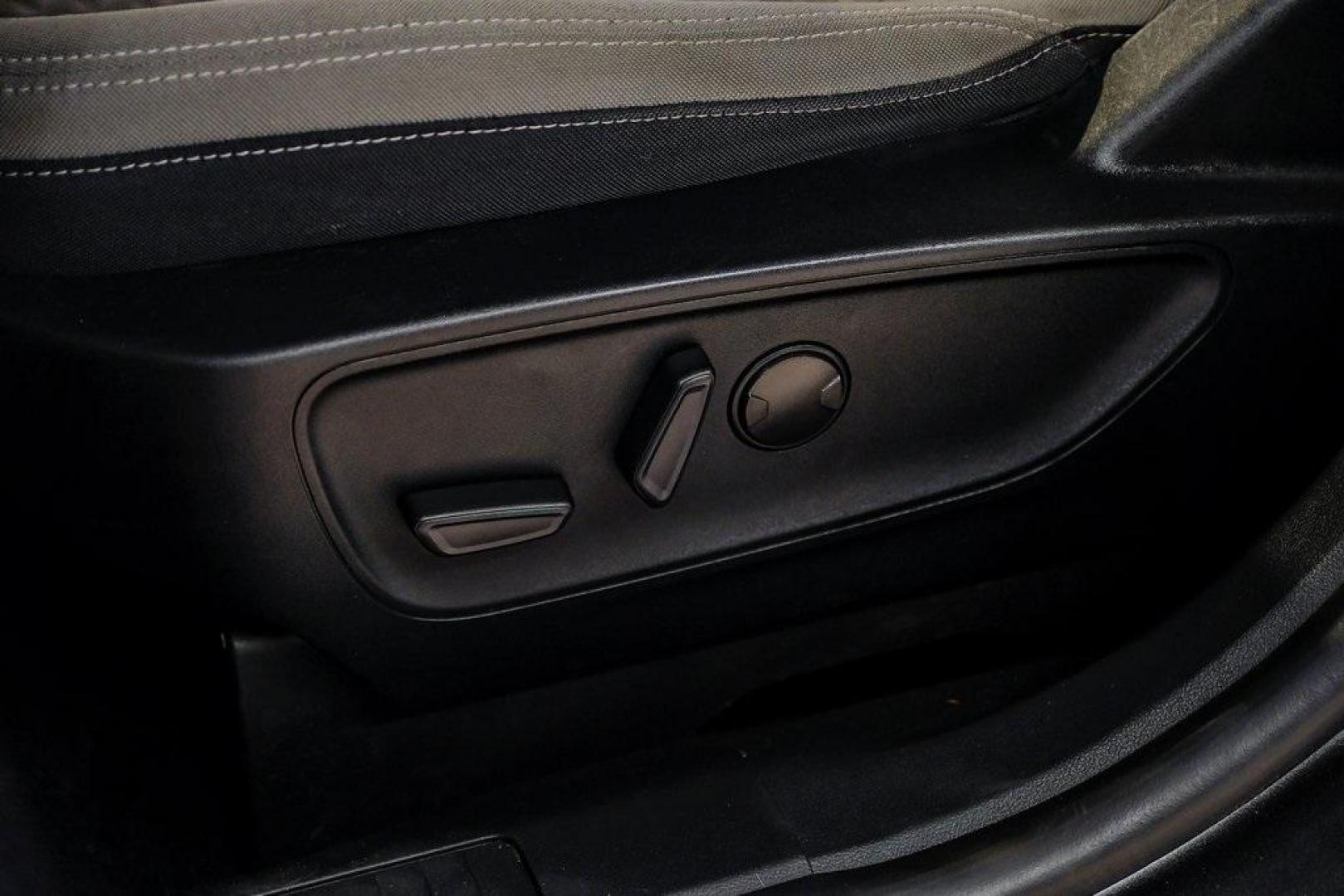 2020 Magnetic /Ebony Ford Escape SE (1FMCU0G64LU) with an 1.5L EcoBoost engine, Automatic transmission, located at 15300 Midway Rd., Addison, TX, 75001, (972) 702-0011, 32.958321, -96.838074 - Photo#39