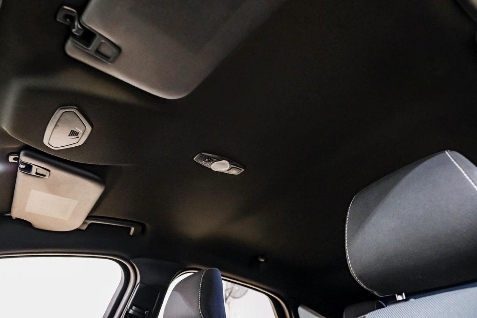 2015 Magnetic /Black Ford Focus ST (1FADP3L93FL) with an EcoBoost 2.0L I4 GTDi DOHC Turbocharged VCT engine, Manual transmission, located at 15300 Midway Rd., Addison, TX, 75001, (972) 702-0011, 32.958321, -96.838074 - Photo#36