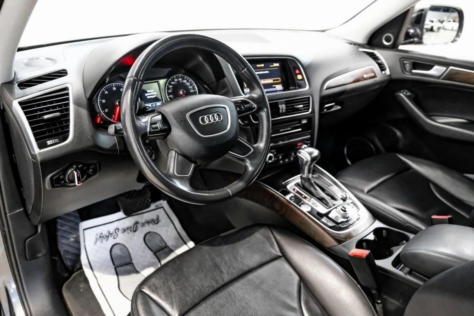 2017 Daytona Gray Pearl /Black Audi Q5 2.0T Premium Plus (WA1L2AFP8HA) with an 2.0L 4-Cylinder TFSI engine, Automatic transmission, located at 15300 Midway Rd., Addison, TX, 75001, (972) 702-0011, 32.958321, -96.838074 - 2018 Audi Q7 2.0T Premium Plus Quattro<br><br>Now Available at Midway Auto Group, Addison, Texas<br><br>Sophisticated, powerful, and exceptionally refined the 2018 Audi Q7 Premium Plus Quattro delivers true luxury SUV performance with three-row versatility and advanced German engineering. With a pre - Photo#2