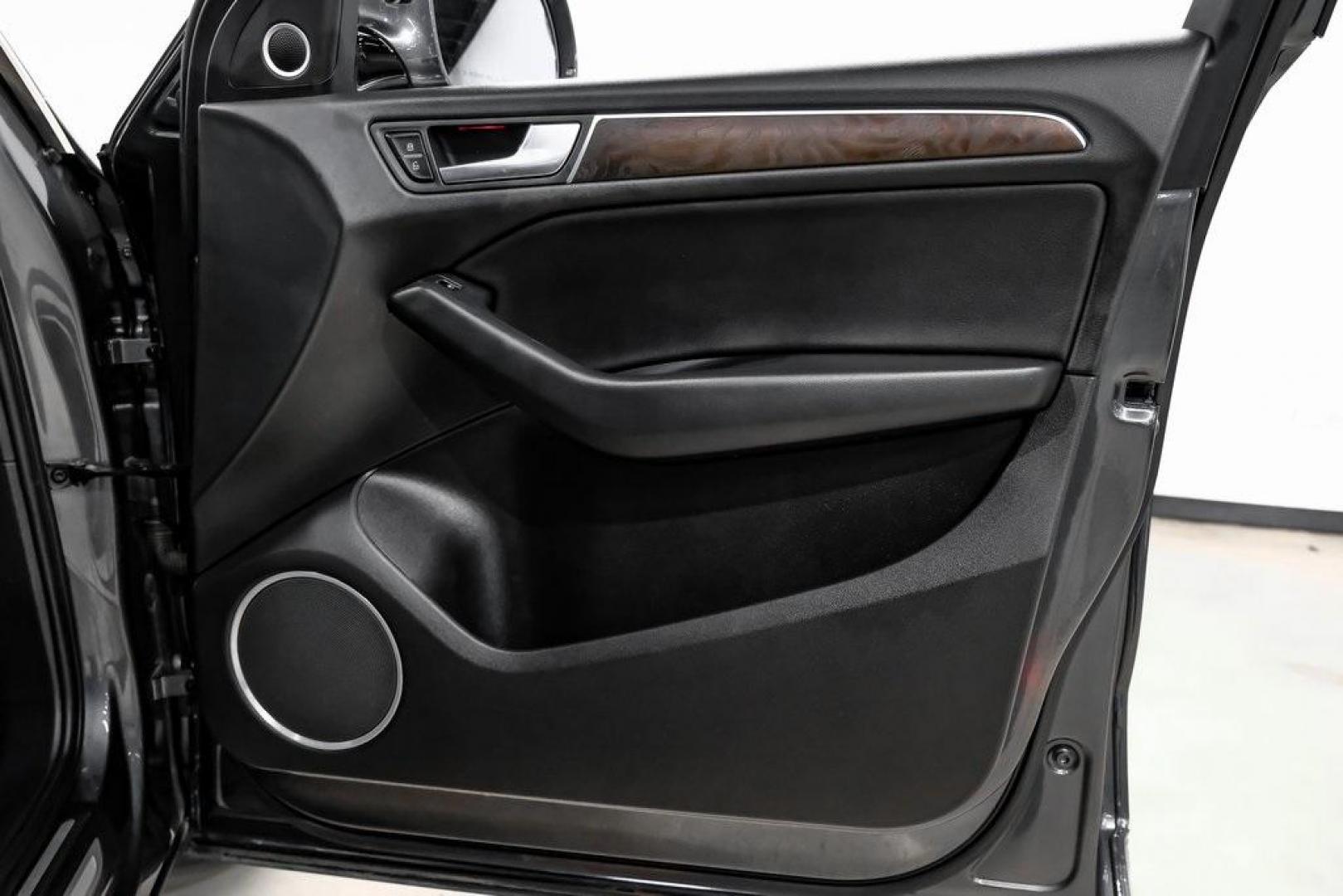 2017 Daytona Gray Pearl /Black Audi Q5 2.0T Premium Plus (WA1L2AFP8HA) with an 2.0L 4-Cylinder TFSI engine, Automatic transmission, located at 15300 Midway Rd., Addison, TX, 75001, (972) 702-0011, 32.958321, -96.838074 - 2018 Audi Q7 2.0T Premium Plus Quattro<br><br>Now Available at Midway Auto Group, Addison, Texas<br><br>Sophisticated, powerful, and exceptionally refined the 2018 Audi Q7 Premium Plus Quattro delivers true luxury SUV performance with three-row versatility and advanced German engineering. With a pre - Photo#55