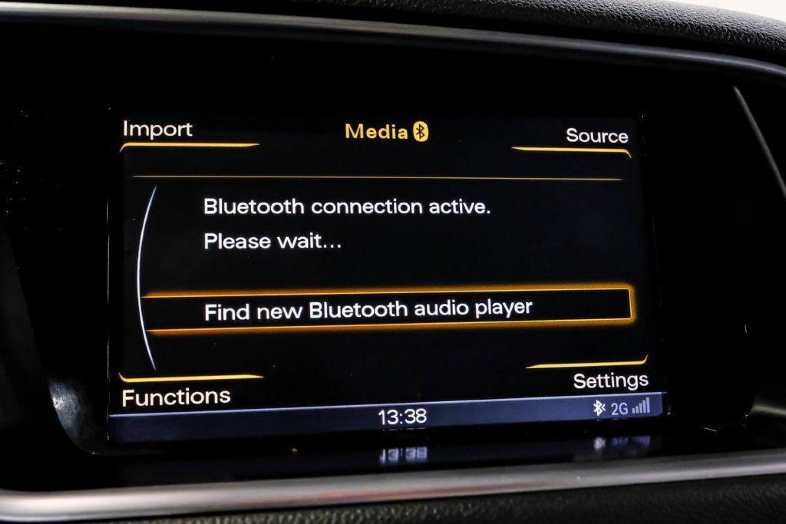 2017 Daytona Gray Pearl /Black Audi Q5 2.0T Premium Plus (WA1L2AFP8HA) with an 2.0L 4-Cylinder TFSI engine, Automatic transmission, located at 15300 Midway Rd., Addison, TX, 75001, (972) 702-0011, 32.958321, -96.838074 - 2018 Audi Q7 2.0T Premium Plus Quattro<br><br>Now Available at Midway Auto Group, Addison, Texas<br><br>Sophisticated, powerful, and exceptionally refined the 2018 Audi Q7 Premium Plus Quattro delivers true luxury SUV performance with three-row versatility and advanced German engineering. With a pre - Photo#35