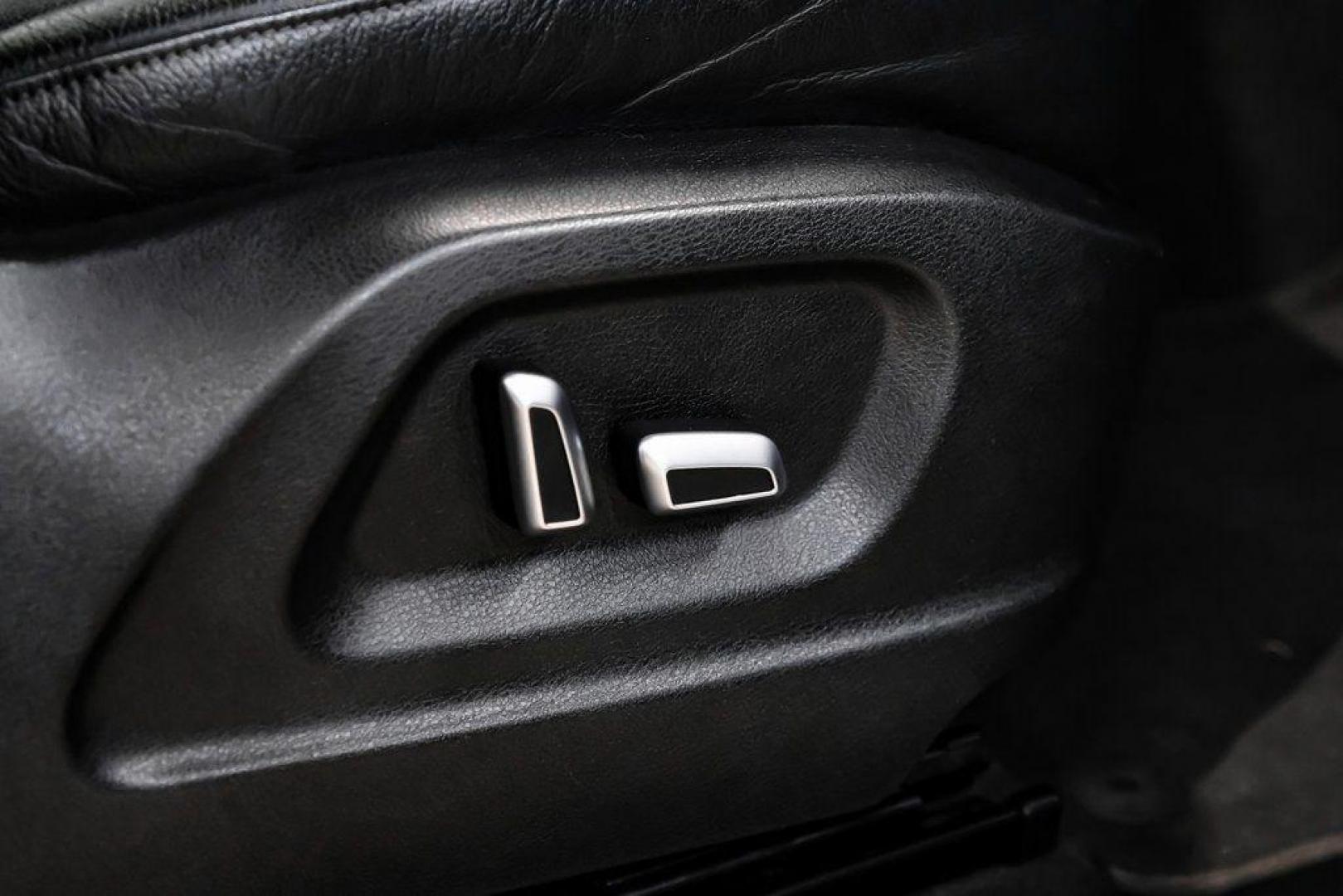 2017 Daytona Gray Pearl /Black Audi Q5 2.0T Premium Plus (WA1L2AFP8HA) with an 2.0L 4-Cylinder TFSI engine, Automatic transmission, located at 15300 Midway Rd., Addison, TX, 75001, (972) 702-0011, 32.958321, -96.838074 - 2018 Audi Q7 2.0T Premium Plus Quattro<br><br>Now Available at Midway Auto Group, Addison, Texas<br><br>Sophisticated, powerful, and exceptionally refined the 2018 Audi Q7 Premium Plus Quattro delivers true luxury SUV performance with three-row versatility and advanced German engineering. With a pre - Photo#41