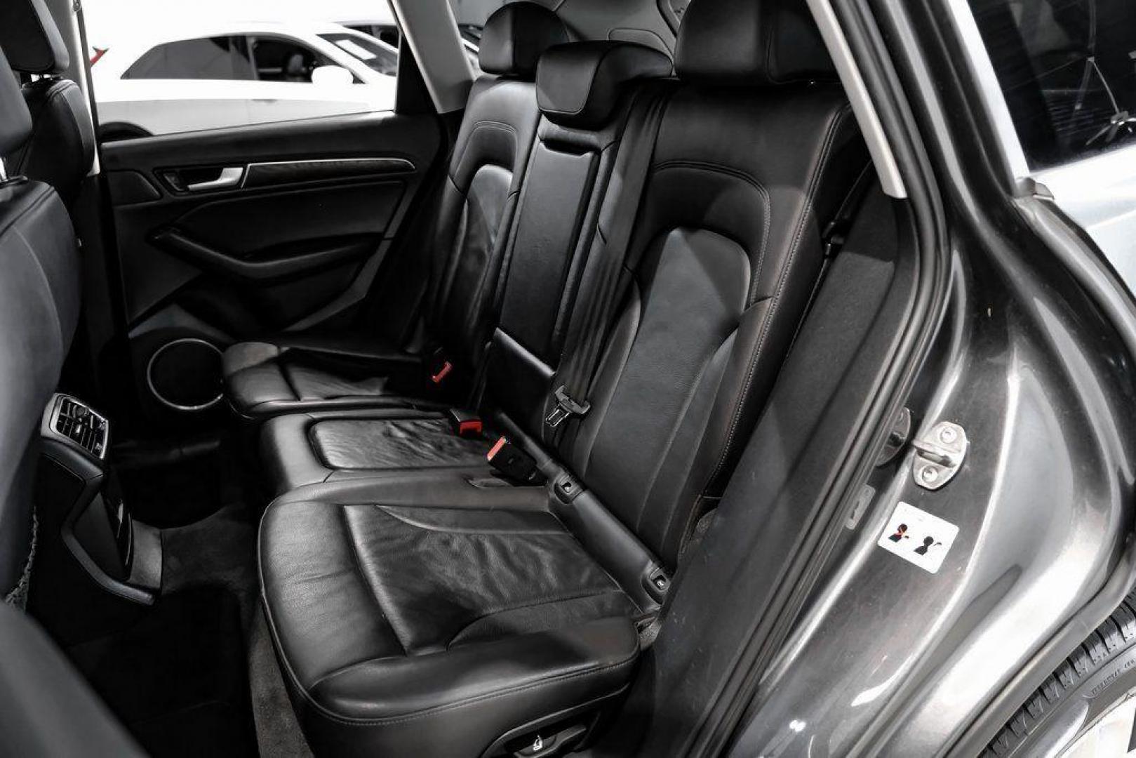 2017 Daytona Gray Pearl /Black Audi Q5 2.0T Premium Plus (WA1L2AFP8HA) with an 2.0L 4-Cylinder TFSI engine, Automatic transmission, located at 15300 Midway Rd., Addison, TX, 75001, (972) 702-0011, 32.958321, -96.838074 - 2018 Audi Q7 2.0T Premium Plus Quattro<br><br>Now Available at Midway Auto Group, Addison, Texas<br><br>Sophisticated, powerful, and exceptionally refined the 2018 Audi Q7 Premium Plus Quattro delivers true luxury SUV performance with three-row versatility and advanced German engineering. With a pre - Photo#50