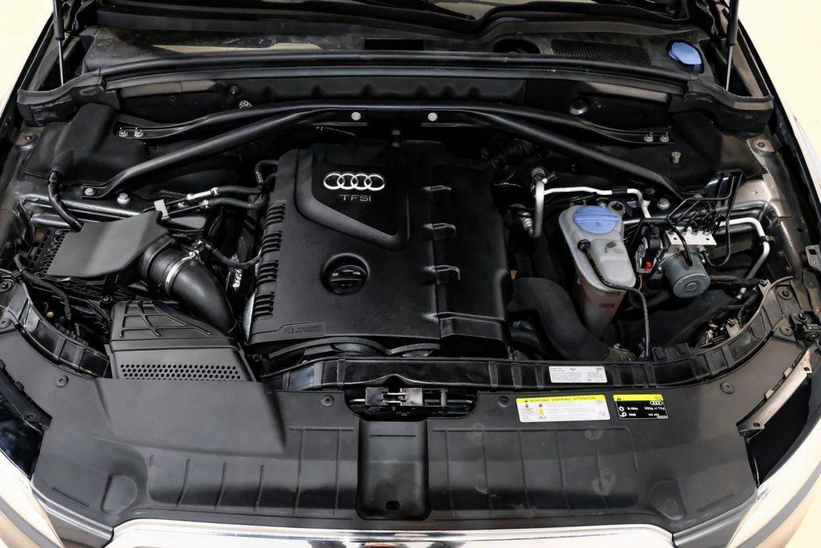 2017 Daytona Gray Pearl /Black Audi Q5 2.0T Premium Plus (WA1L2AFP8HA) with an 2.0L 4-Cylinder TFSI engine, Automatic transmission, located at 15300 Midway Rd., Addison, TX, 75001, (972) 702-0011, 32.958321, -96.838074 - 2018 Audi Q7 2.0T Premium Plus Quattro<br><br>Now Available at Midway Auto Group, Addison, Texas<br><br>Sophisticated, powerful, and exceptionally refined the 2018 Audi Q7 Premium Plus Quattro delivers true luxury SUV performance with three-row versatility and advanced German engineering. With a pre - Photo#62