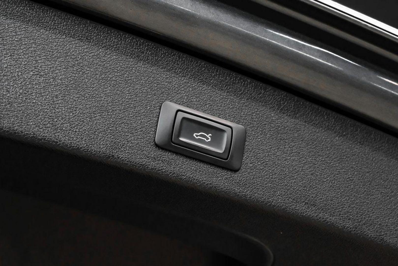 2017 Daytona Gray Pearl /Black Audi Q5 2.0T Premium Plus (WA1L2AFP8HA) with an 2.0L 4-Cylinder TFSI engine, Automatic transmission, located at 15300 Midway Rd., Addison, TX, 75001, (972) 702-0011, 32.958321, -96.838074 - 2018 Audi Q7 2.0T Premium Plus Quattro<br><br>Now Available at Midway Auto Group, Addison, Texas<br><br>Sophisticated, powerful, and exceptionally refined the 2018 Audi Q7 Premium Plus Quattro delivers true luxury SUV performance with three-row versatility and advanced German engineering. With a pre - Photo#68