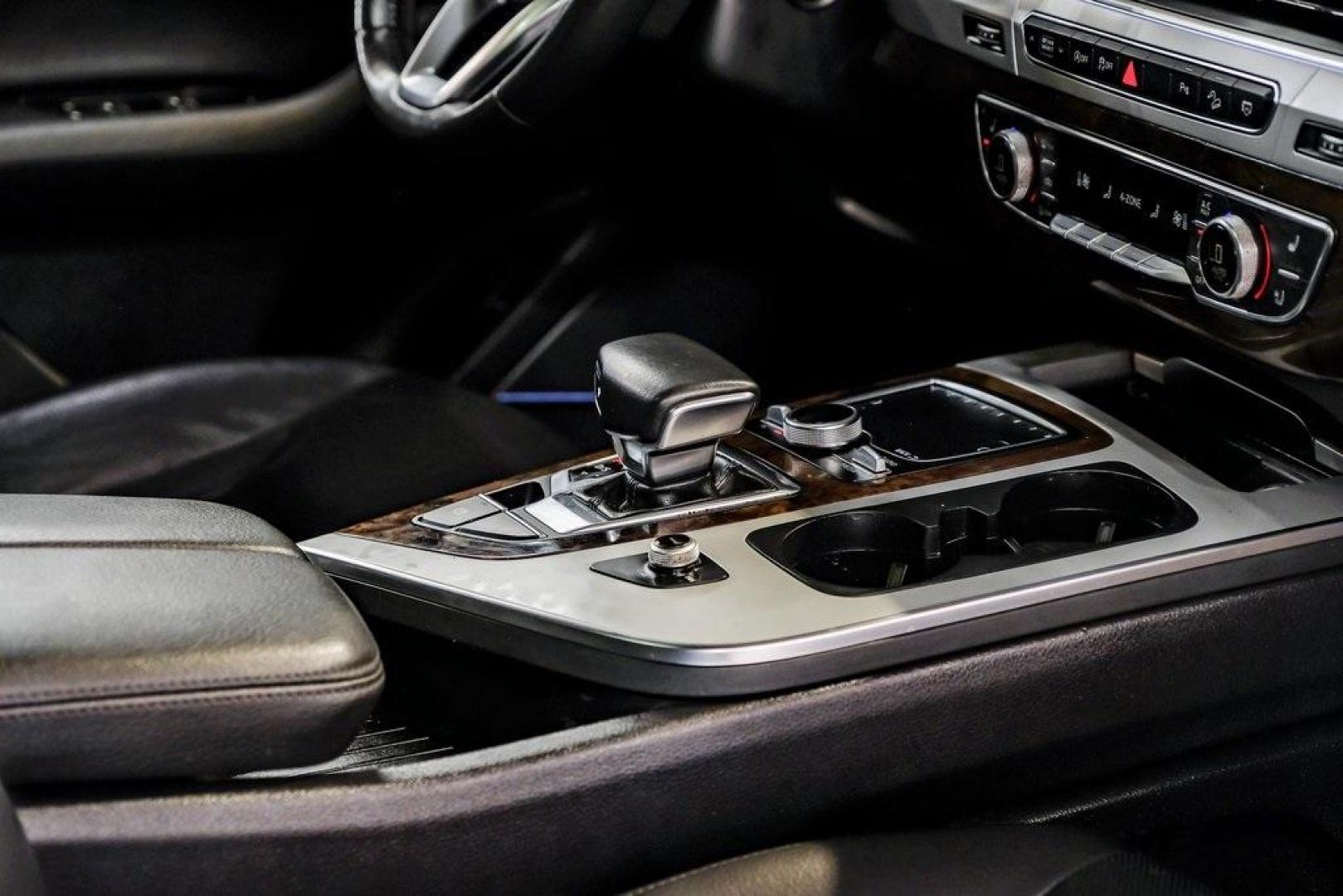 2018 Florett Silver Metallic /Black Audi Q7 2.0T Premium Plus (WA1LHAF70JD) with an 2.0L I4 TFSI DOHC engine, Automatic transmission, located at 15300 Midway Rd., Addison, TX, 75001, (972) 702-0011, 32.958321, -96.838074 - 2018 Audi Q7 3.0T Prestige Quattro<br><br>Now Available at Midway Auto Group, Addison, Texas<br><br>Luxurious, powerful, and technologically advanced the 2018 Audi Q7 Prestige Quattro represents the pinnacle of Audis three-row SUV lineup. With its supercharged V6 engine, exceptional ride quality, pr - Photo#27