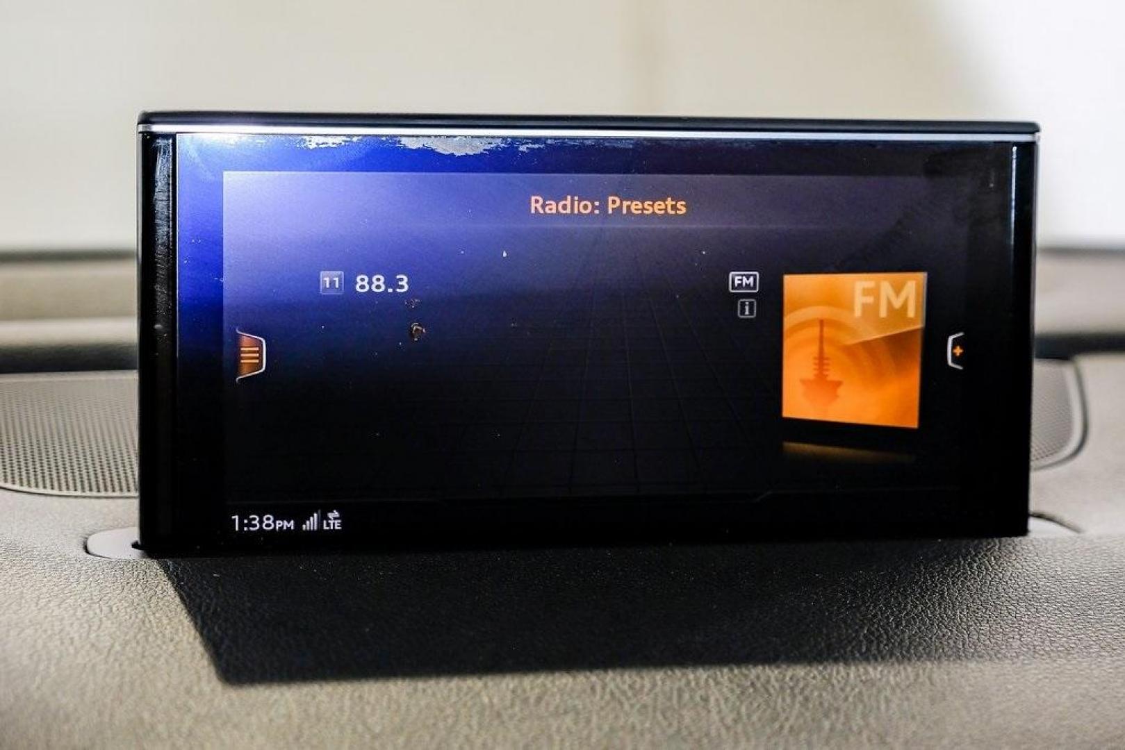 2018 Florett Silver Metallic /Black Audi Q7 2.0T Premium Plus (WA1LHAF70JD) with an 2.0L I4 TFSI DOHC engine, Automatic transmission, located at 15300 Midway Rd., Addison, TX, 75001, (972) 702-0011, 32.958321, -96.838074 - 2018 Audi Q7 3.0T Prestige Quattro<br><br>Now Available at Midway Auto Group, Addison, Texas<br><br>Luxurious, powerful, and technologically advanced the 2018 Audi Q7 Prestige Quattro represents the pinnacle of Audis three-row SUV lineup. With its supercharged V6 engine, exceptional ride quality, pr - Photo#37