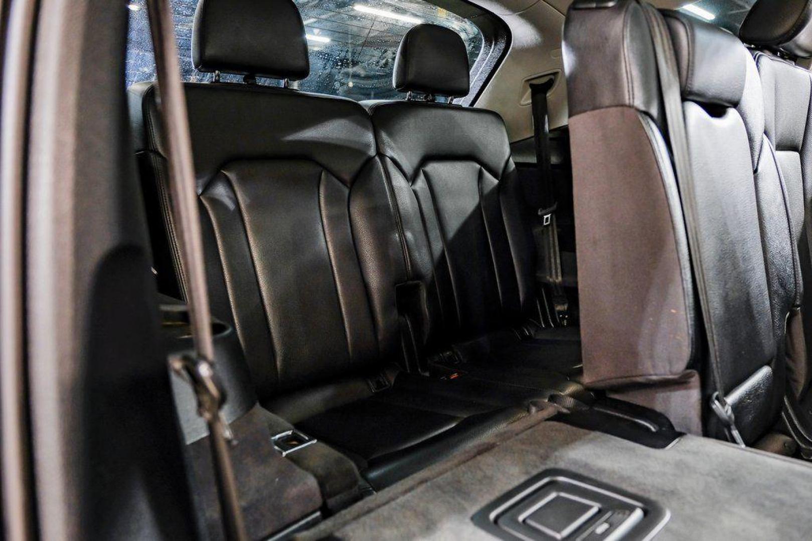 2018 Florett Silver Metallic /Black Audi Q7 2.0T Premium Plus (WA1LHAF70JD) with an 2.0L I4 TFSI DOHC engine, Automatic transmission, located at 15300 Midway Rd., Addison, TX, 75001, (972) 702-0011, 32.958321, -96.838074 - 2018 Audi Q7 3.0T Prestige Quattro<br><br>Now Available at Midway Auto Group, Addison, Texas<br><br>Luxurious, powerful, and technologically advanced the 2018 Audi Q7 Prestige Quattro represents the pinnacle of Audis three-row SUV lineup. With its supercharged V6 engine, exceptional ride quality, pr - Photo#48