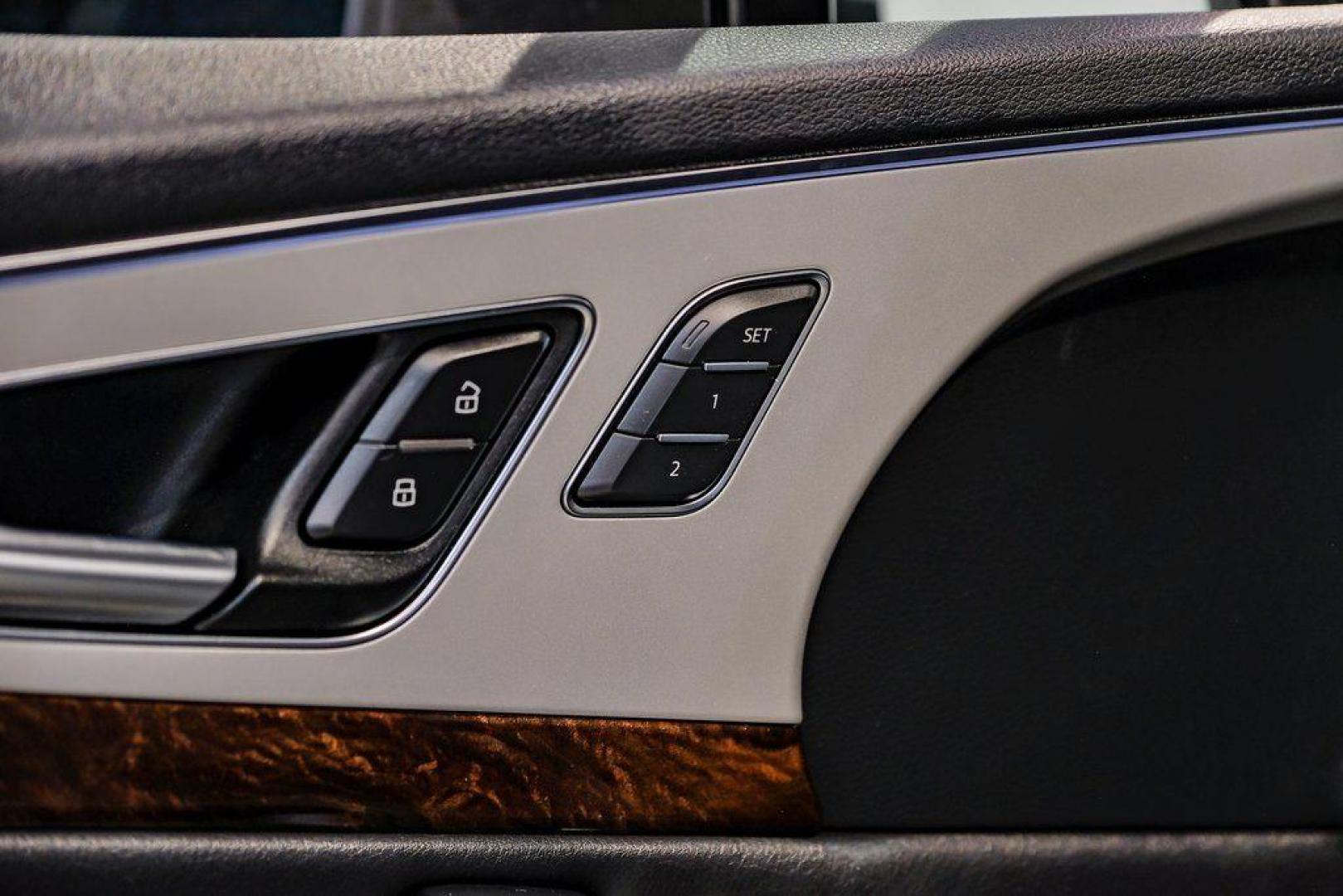 2018 Florett Silver Metallic /Black Audi Q7 2.0T Premium Plus (WA1LHAF70JD) with an 2.0L I4 TFSI DOHC engine, Automatic transmission, located at 15300 Midway Rd., Addison, TX, 75001, (972) 702-0011, 32.958321, -96.838074 - 2018 Audi Q7 3.0T Prestige Quattro<br><br>Now Available at Midway Auto Group, Addison, Texas<br><br>Luxurious, powerful, and technologically advanced the 2018 Audi Q7 Prestige Quattro represents the pinnacle of Audis three-row SUV lineup. With its supercharged V6 engine, exceptional ride quality, pr - Photo#52