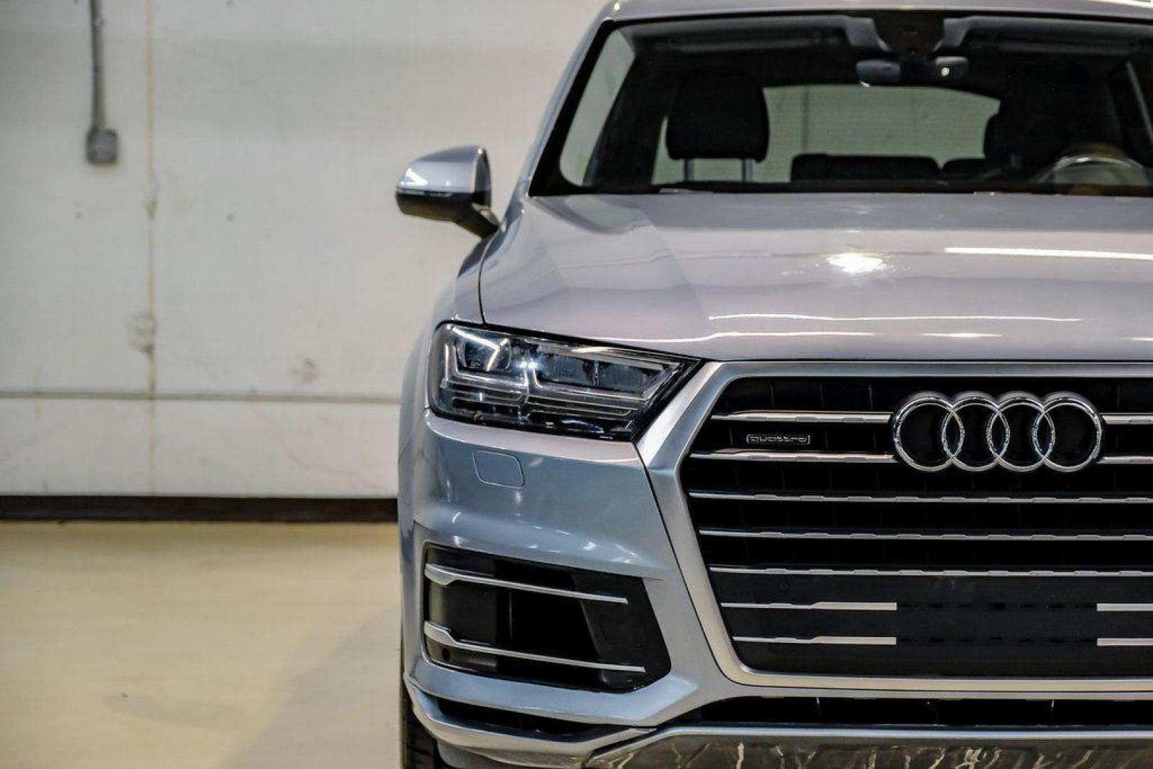 2018 Florett Silver Metallic /Black Audi Q7 2.0T Premium Plus (WA1LHAF70JD) with an 2.0L I4 TFSI DOHC engine, Automatic transmission, located at 15300 Midway Rd., Addison, TX, 75001, (972) 702-0011, 32.958321, -96.838074 - 2018 Audi Q7 3.0T Prestige Quattro<br><br>Now Available at Midway Auto Group, Addison, Texas<br><br>Luxurious, powerful, and technologically advanced the 2018 Audi Q7 Prestige Quattro represents the pinnacle of Audis three-row SUV lineup. With its supercharged V6 engine, exceptional ride quality, pr - Photo#59
