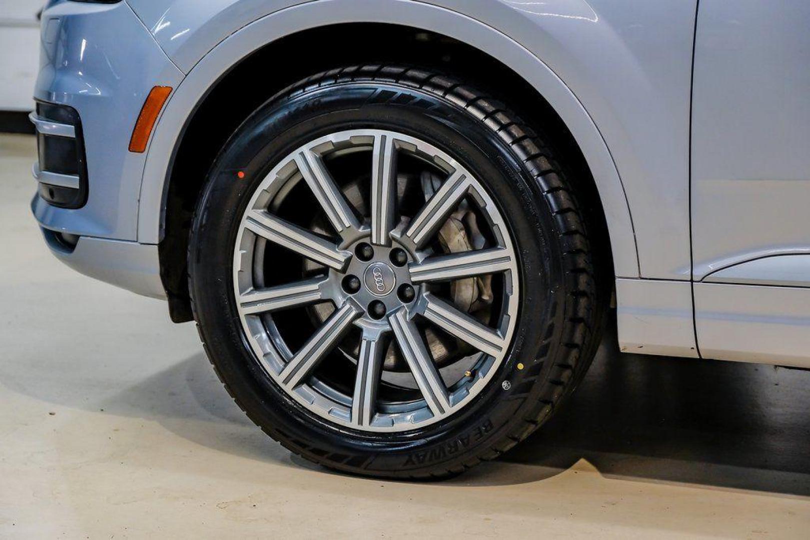 2018 Florett Silver Metallic /Black Audi Q7 2.0T Premium Plus (WA1LHAF70JD) with an 2.0L I4 TFSI DOHC engine, Automatic transmission, located at 15300 Midway Rd., Addison, TX, 75001, (972) 702-0011, 32.958321, -96.838074 - 2018 Audi Q7 3.0T Prestige Quattro<br><br>Now Available at Midway Auto Group, Addison, Texas<br><br>Luxurious, powerful, and technologically advanced the 2018 Audi Q7 Prestige Quattro represents the pinnacle of Audis three-row SUV lineup. With its supercharged V6 engine, exceptional ride quality, pr - Photo#70