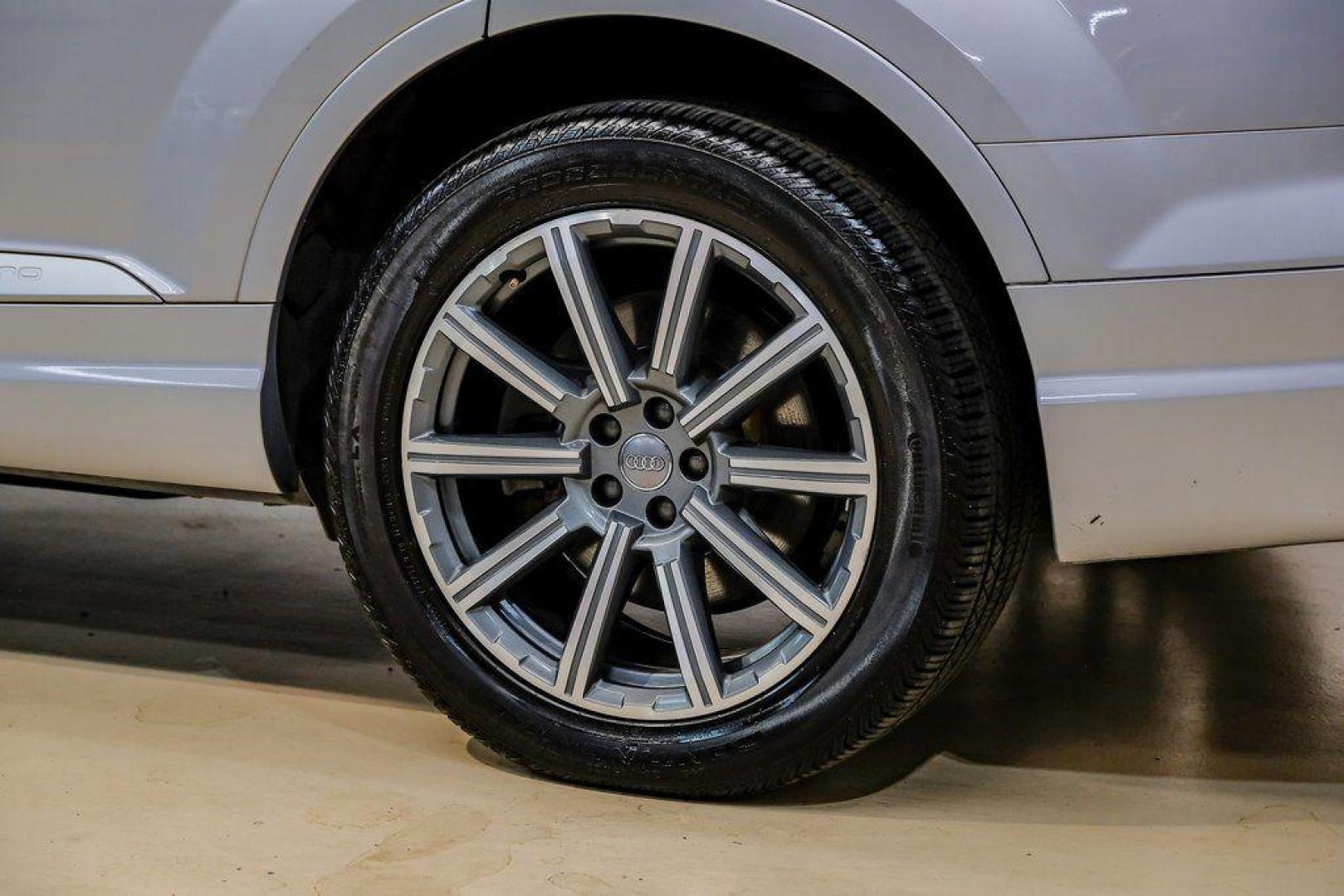 2018 Florett Silver Metallic /Black Audi Q7 2.0T Premium Plus (WA1LHAF70JD) with an 2.0L I4 TFSI DOHC engine, Automatic transmission, located at 15300 Midway Rd., Addison, TX, 75001, (972) 702-0011, 32.958321, -96.838074 - 2018 Audi Q7 3.0T Prestige Quattro<br><br>Now Available at Midway Auto Group, Addison, Texas<br><br>Luxurious, powerful, and technologically advanced the 2018 Audi Q7 Prestige Quattro represents the pinnacle of Audis three-row SUV lineup. With its supercharged V6 engine, exceptional ride quality, pr - Photo#71