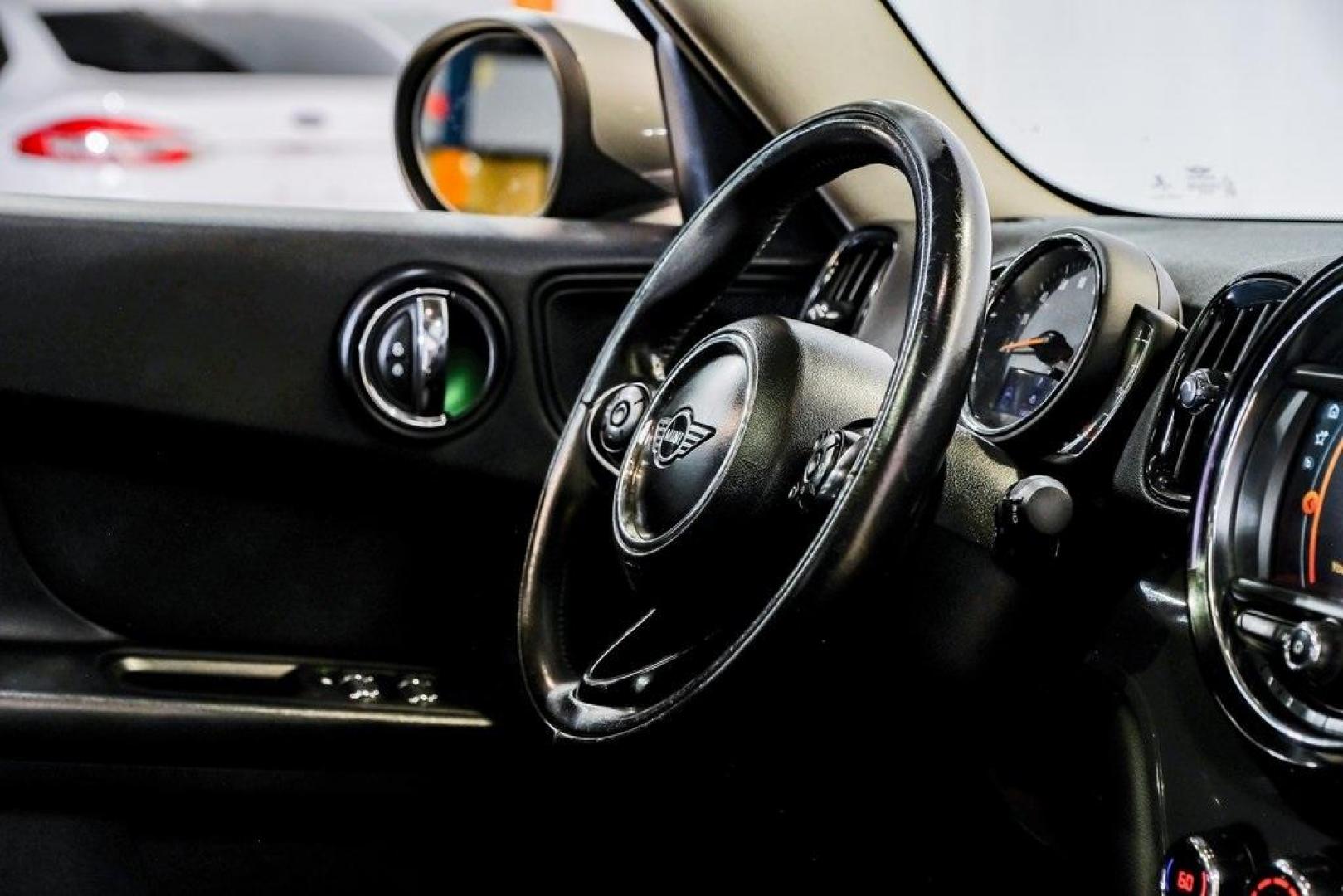 2020 Gray Metallic /Carbon Black MINI Cooper Countryman (WMZYW3C06L3) with an 1.5L I-3 engine, Automatic transmission, located at 15300 Midway Rd., Addison, TX, 75001, (972) 702-0011, 32.958321, -96.838074 - Photo#19